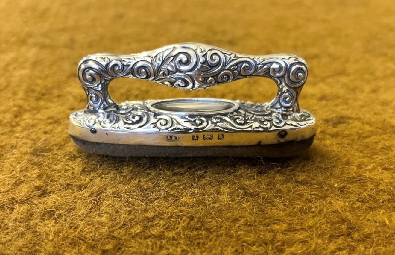 Edwardian Sterling Silver Nail Buffer / Pin Cushion by Adie & Lovekin Ltd Birmingham