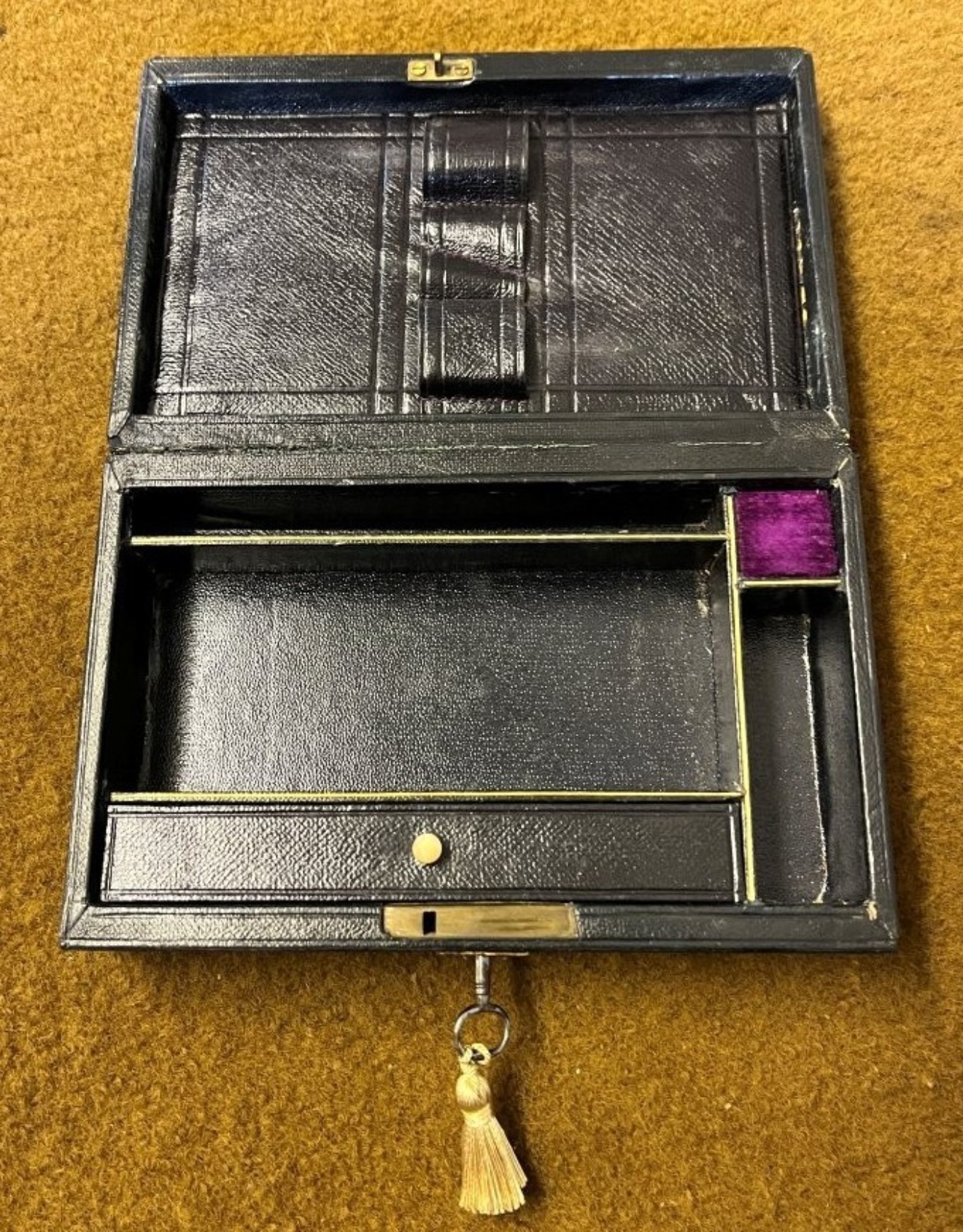 Antique Leather Bound Jewellery / Etui Box