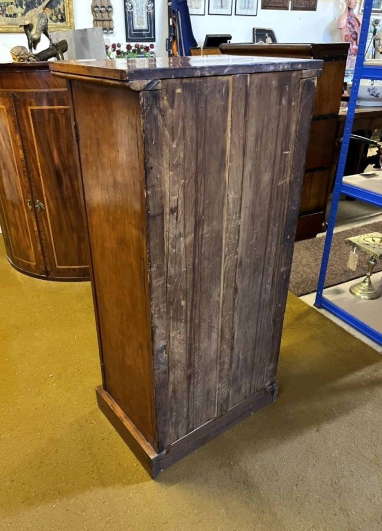 Victorian Light Mahogany Wellington Chest with 7 Graduated Drawers