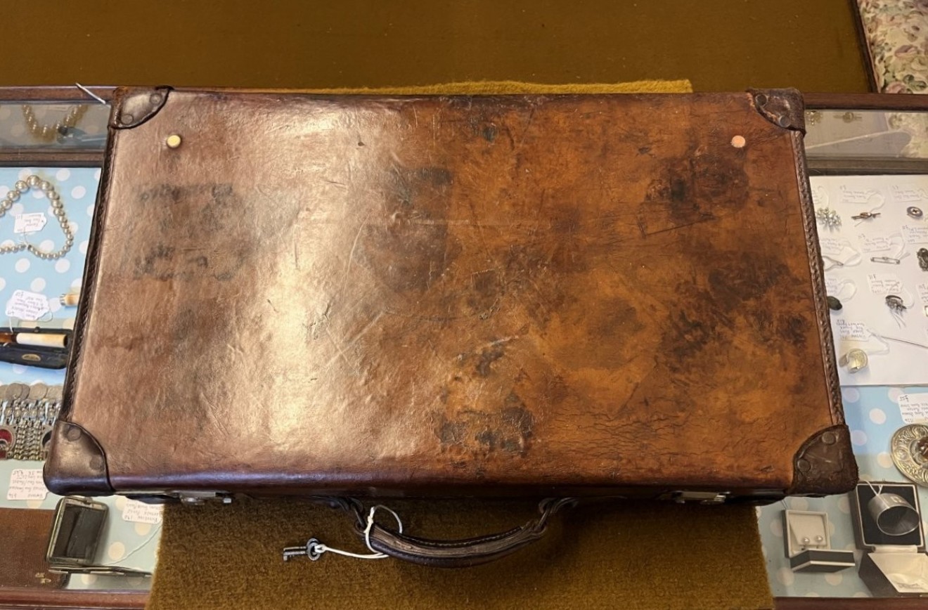 Vintage Leather Suitcase Reinforced Leather Corners