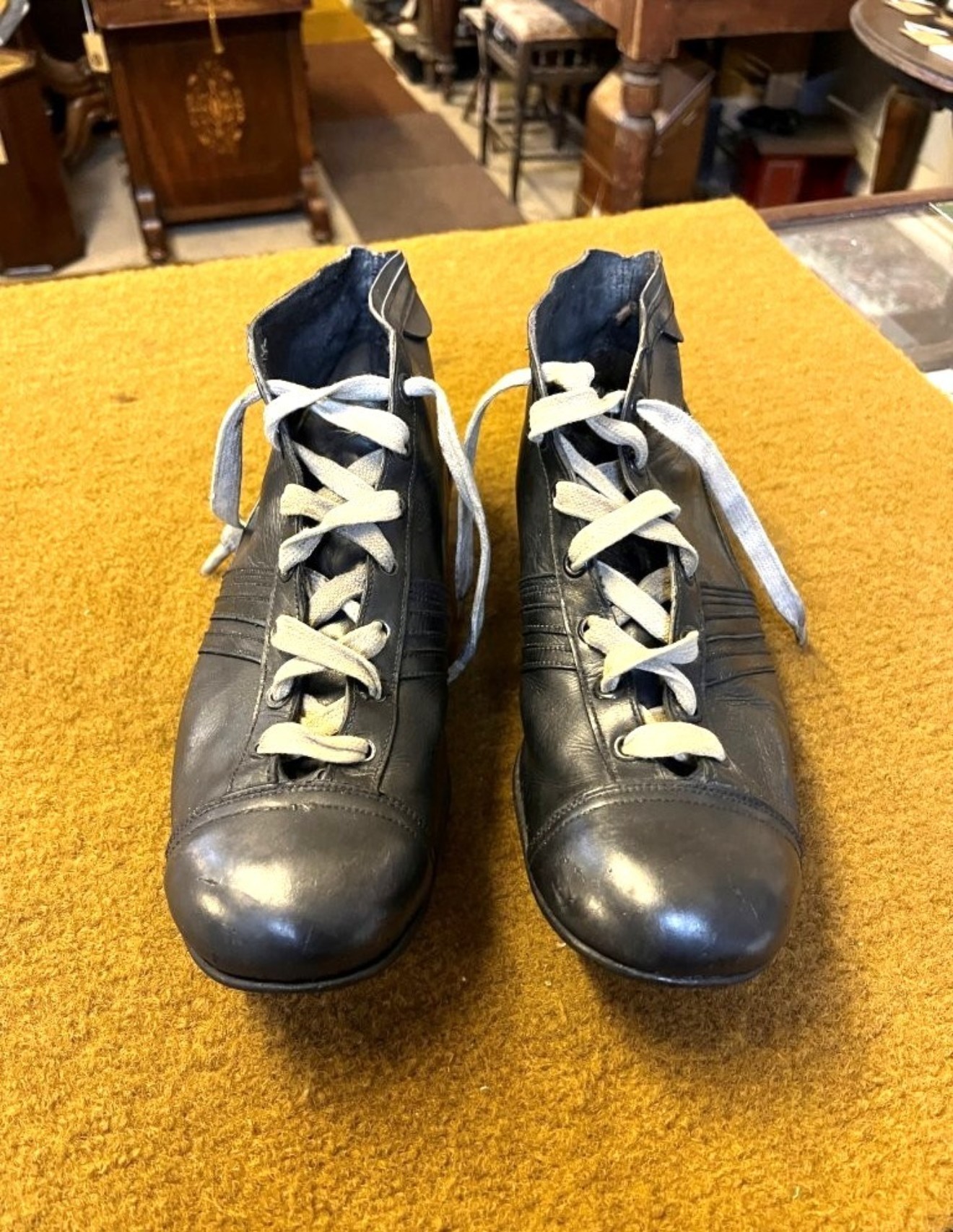 Vintage Leather Rugby Boots Size 7