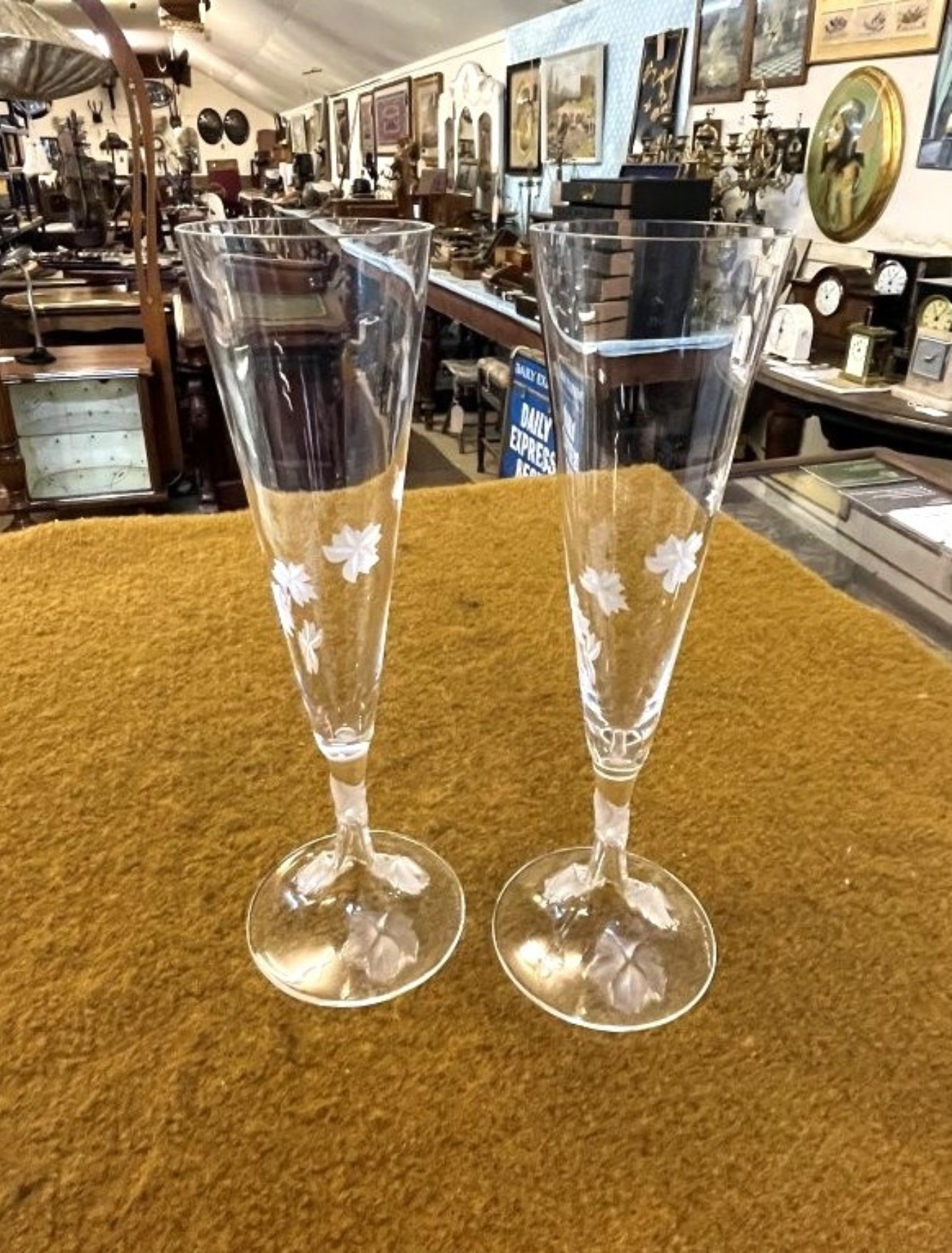 Vintage Pair of Lalique France Champagne Flutes