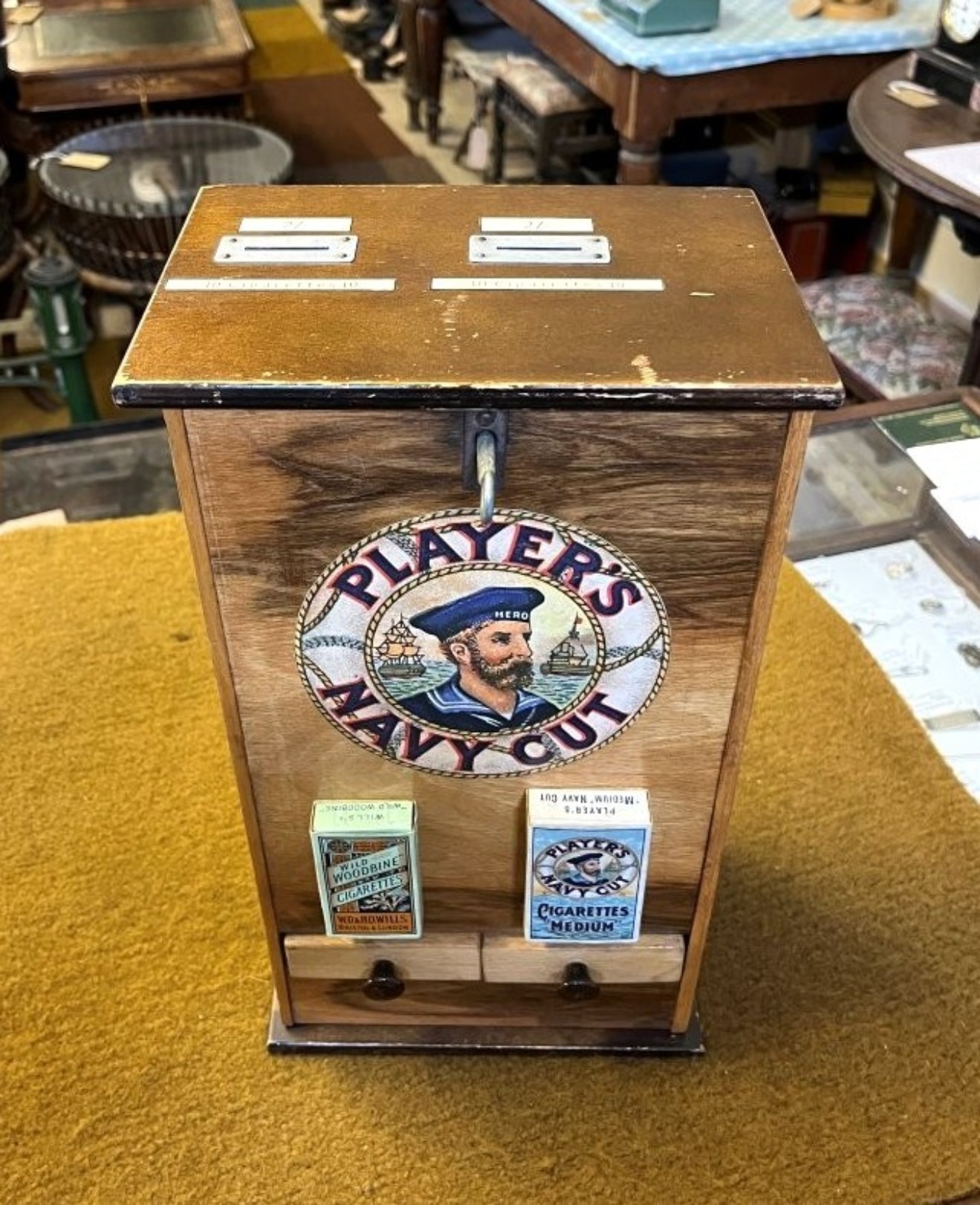 Vintage Counter / Bar Top Cigarette Vending Machine