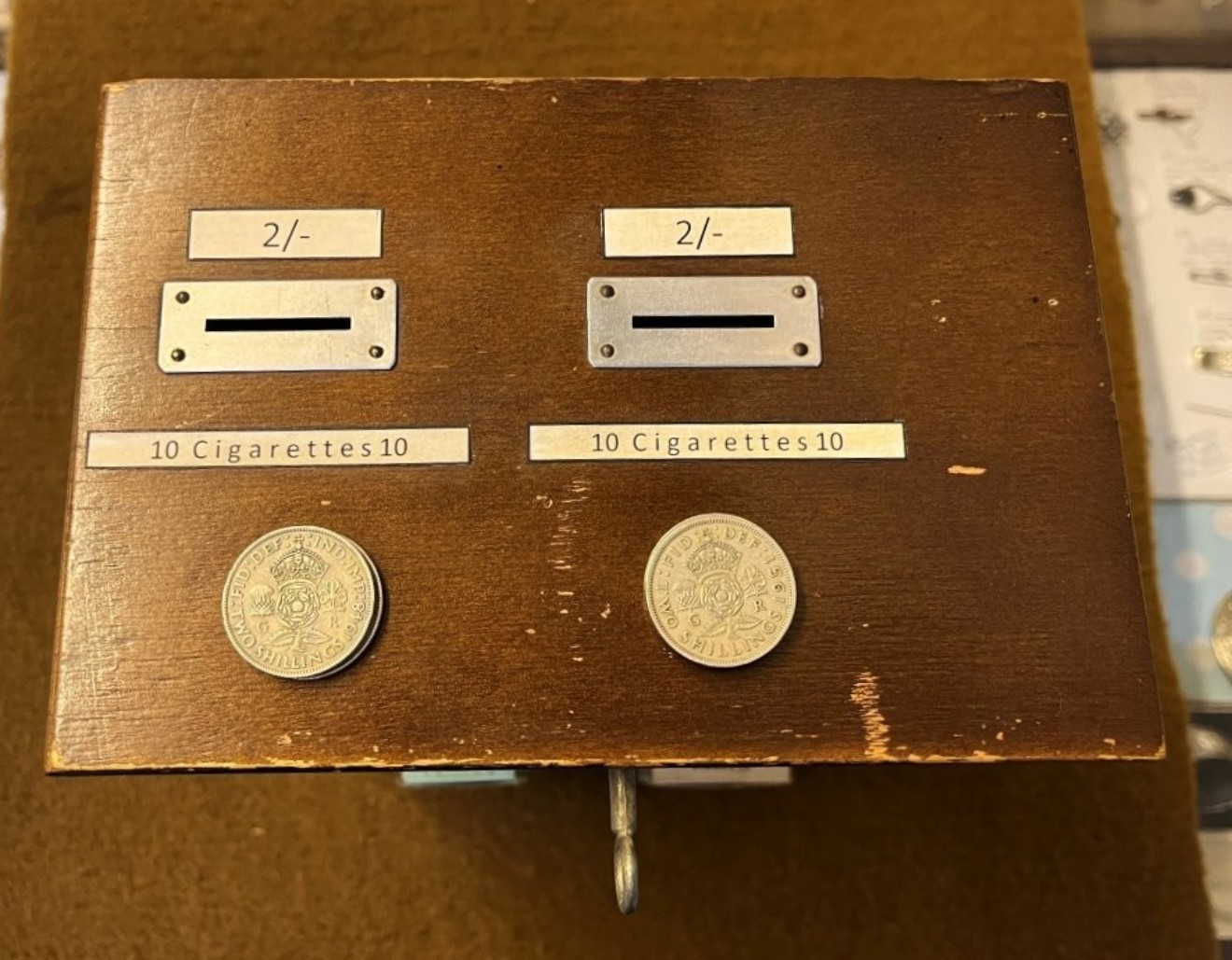Vintage Counter / Bar Top Cigarette Vending Machine