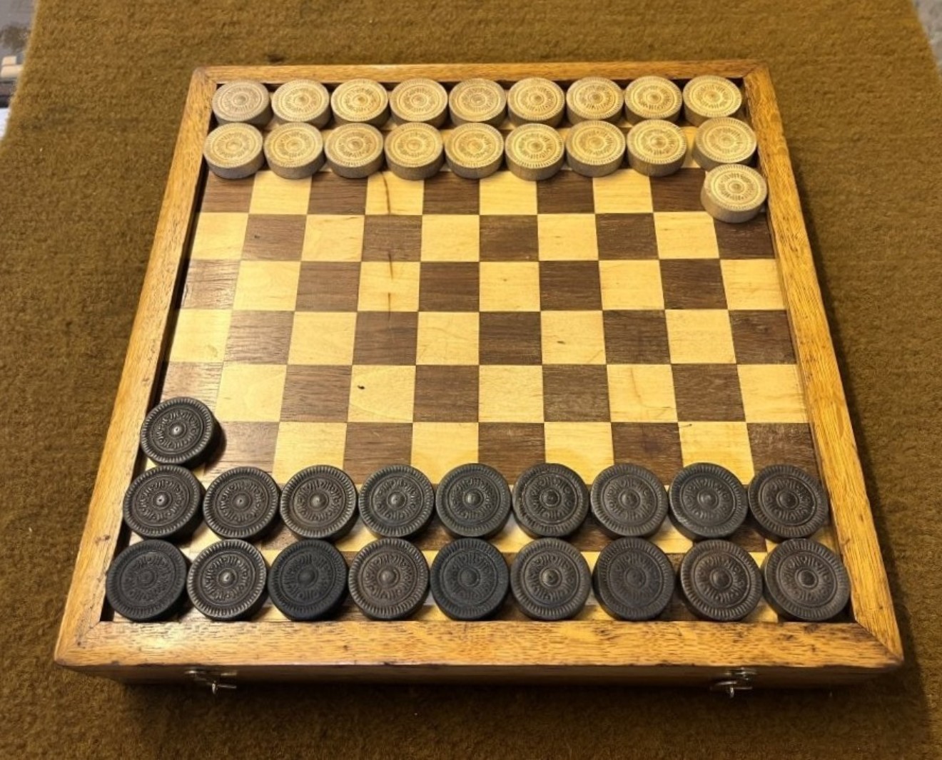 Vintage Backgammon / Draughts Set in Wooden Case