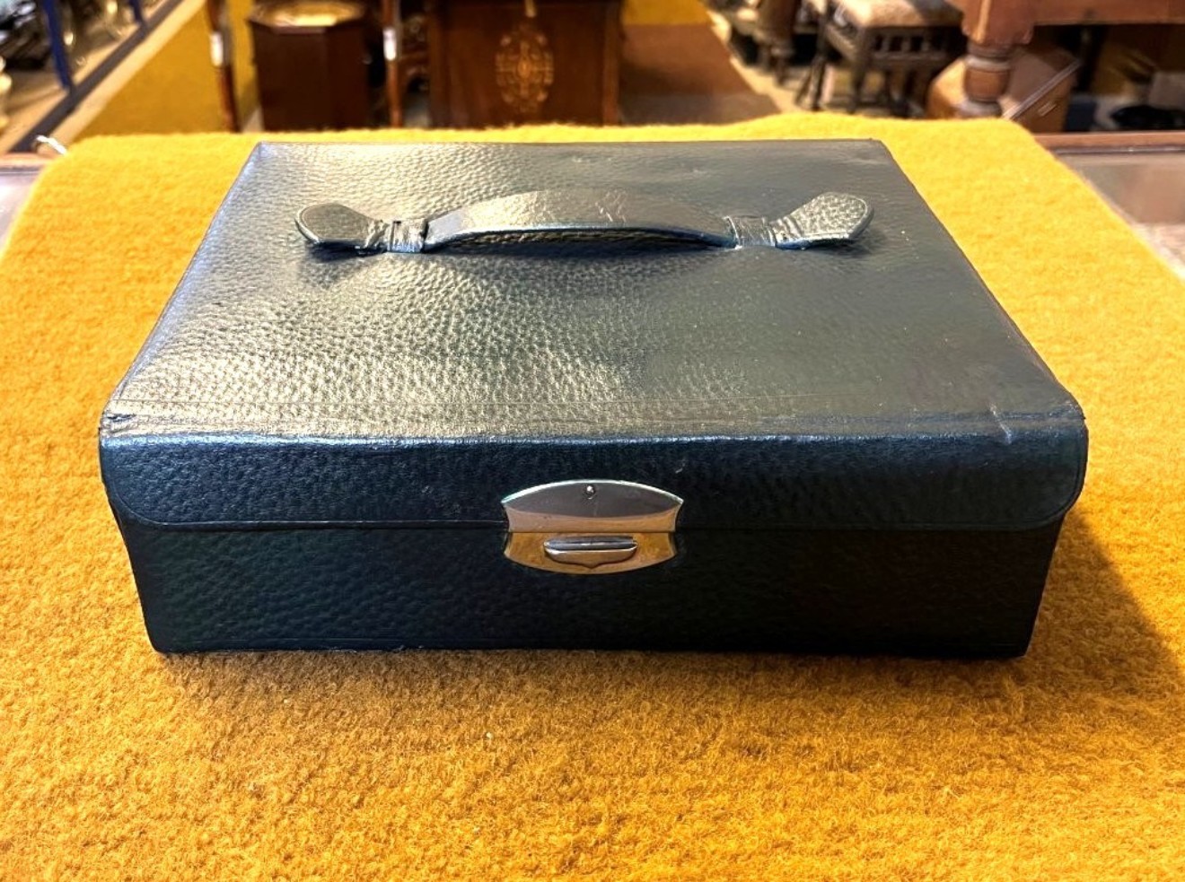 Antique Ladies Pigskin Traveling Vanity / Correspondence Case