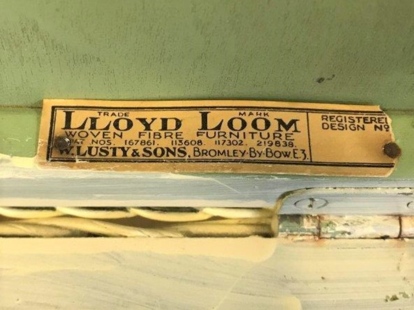 Lloyd Loom Lusty Corner Linen Basket