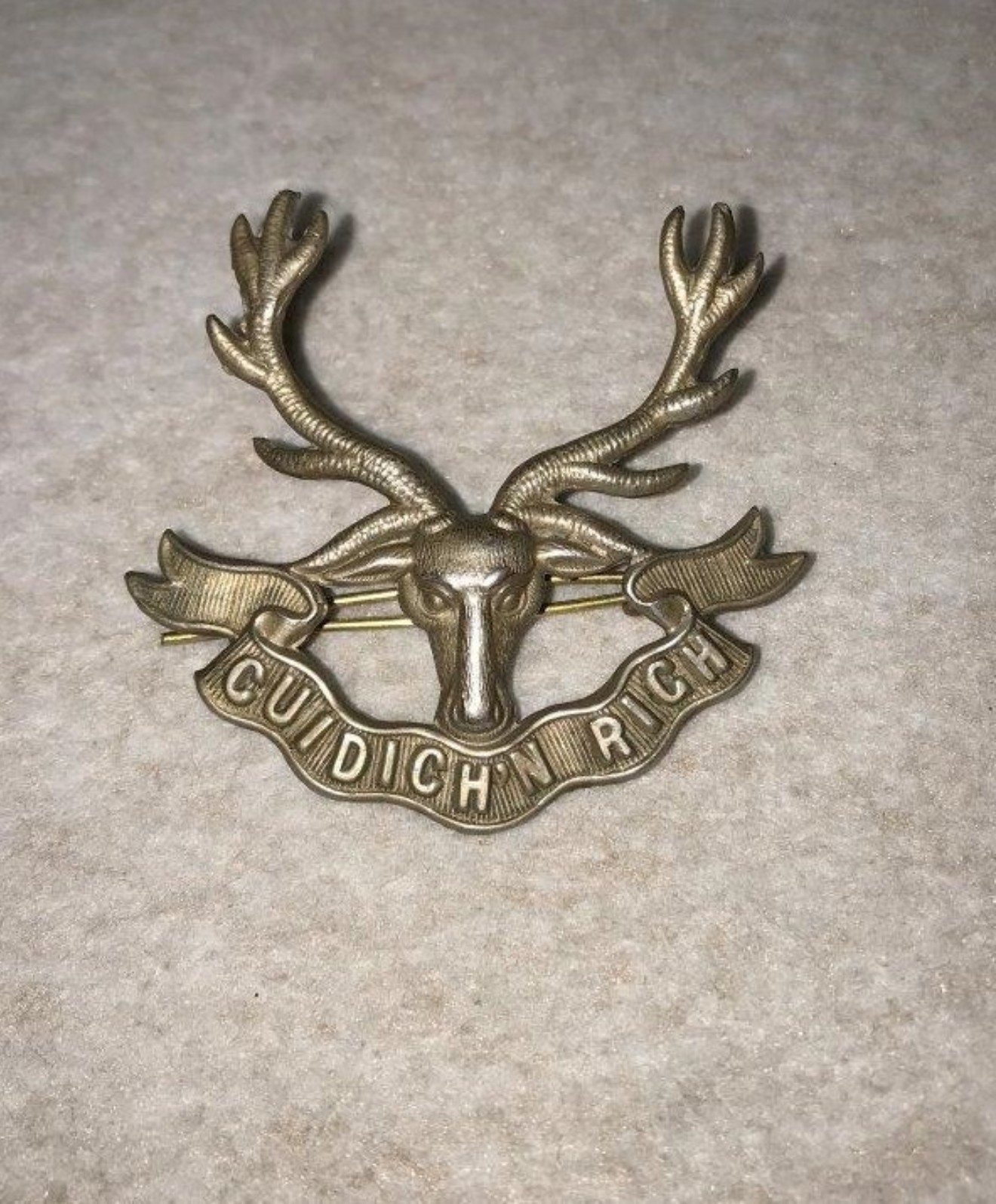 WW1 White Metal Seaforth Highlanders Cap Badge