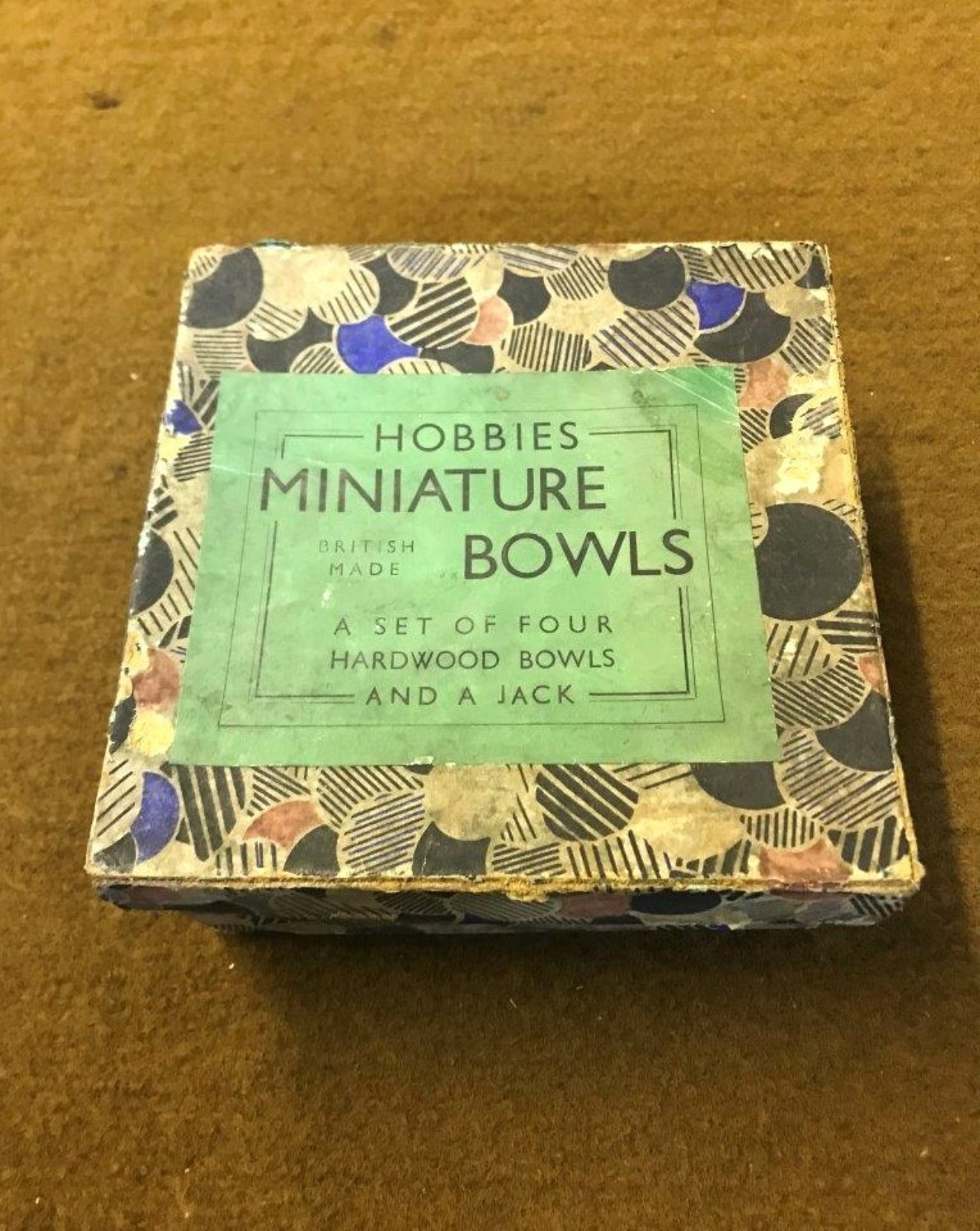 Vintage Boxed Set of Hobbies Miniature Bowls