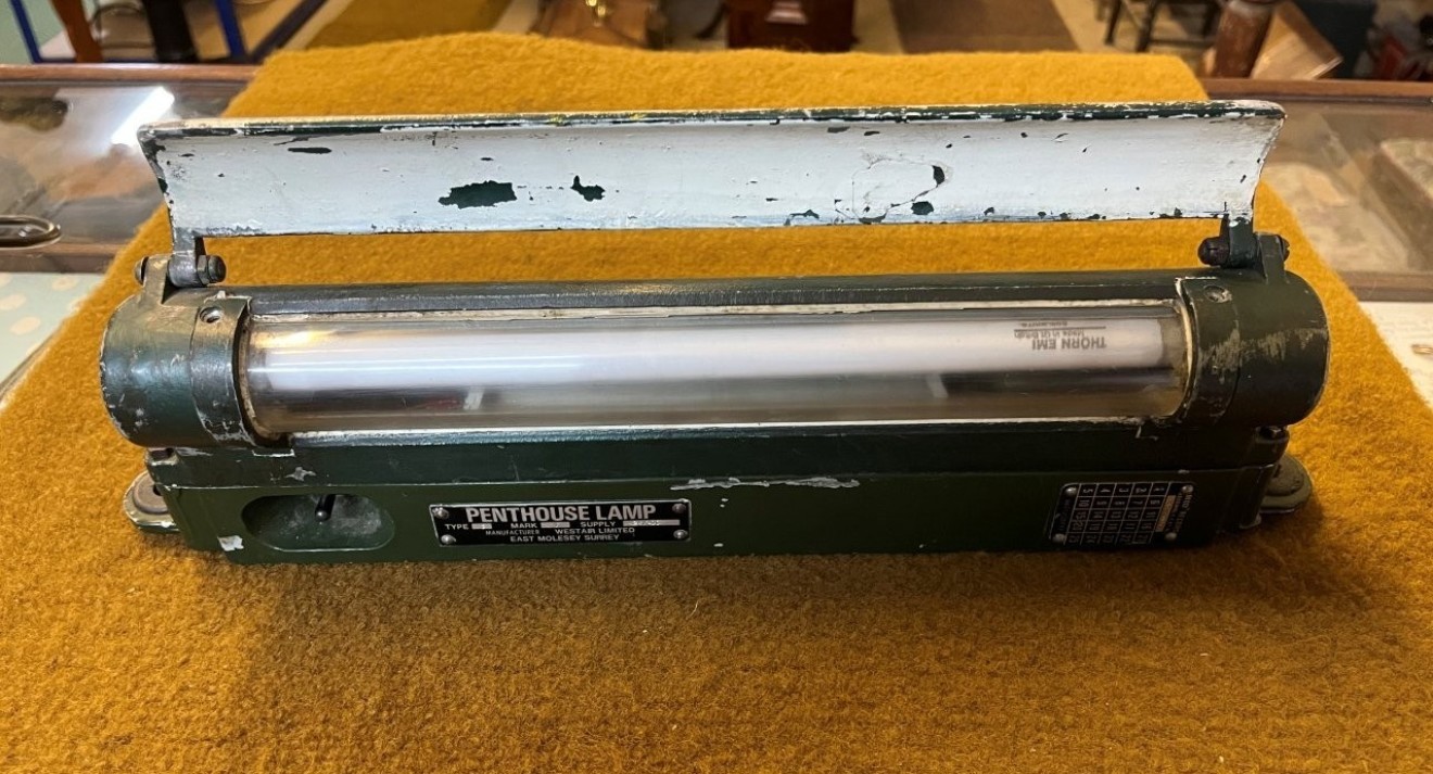 Vintage Military Armoured Vehicle Map Reading Lamp Complete with Shade mi