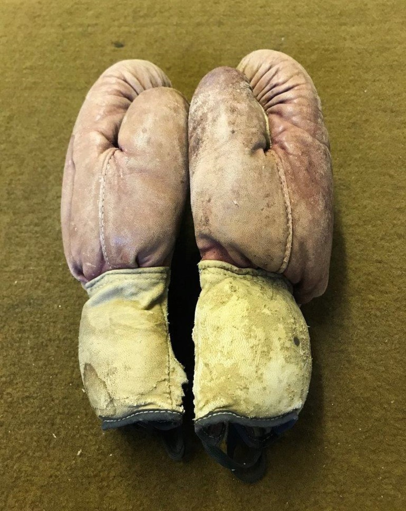Vintage SD&G New York Boxing Gloves Brown / Tan Leather