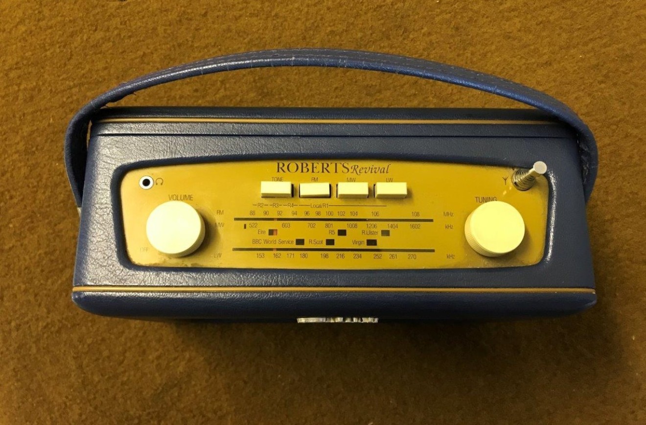 Vintage Roberts Revival R250 Portable Radio Blue Rexene Cover