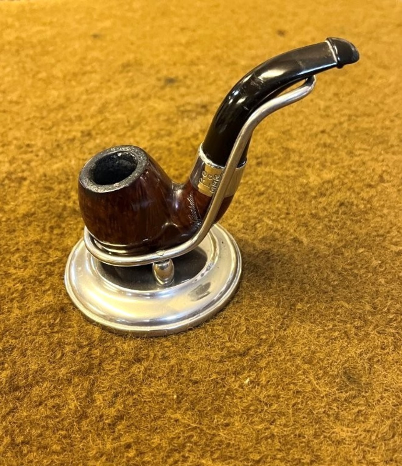 Vintage Briar Pipe The Guardian Silver Plated Mount marked RG over LG and RDB in Italics