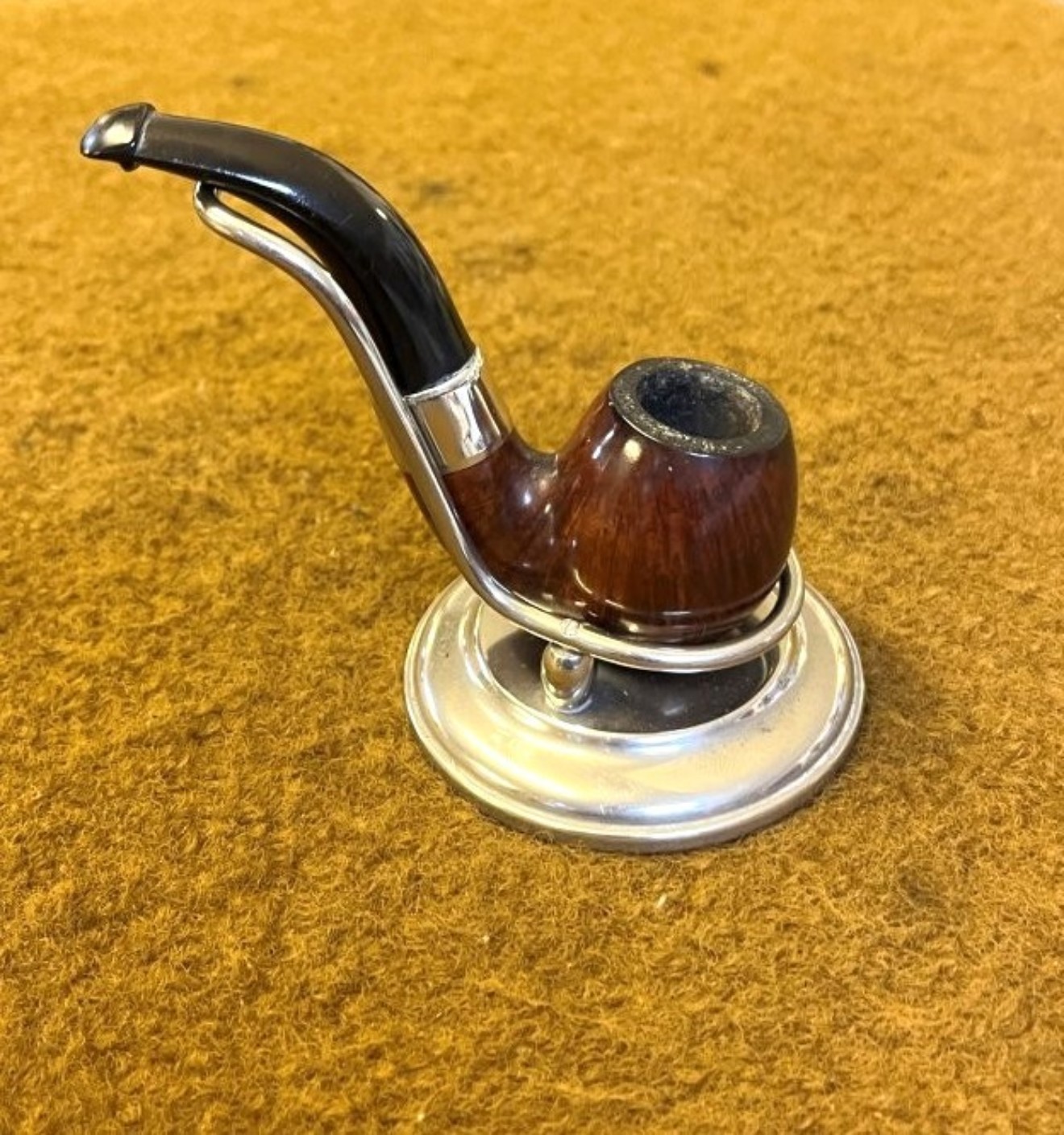 Vintage Briar Pipe The Guardian Silver Plated Mount marked RG over LG and RDB in Italics