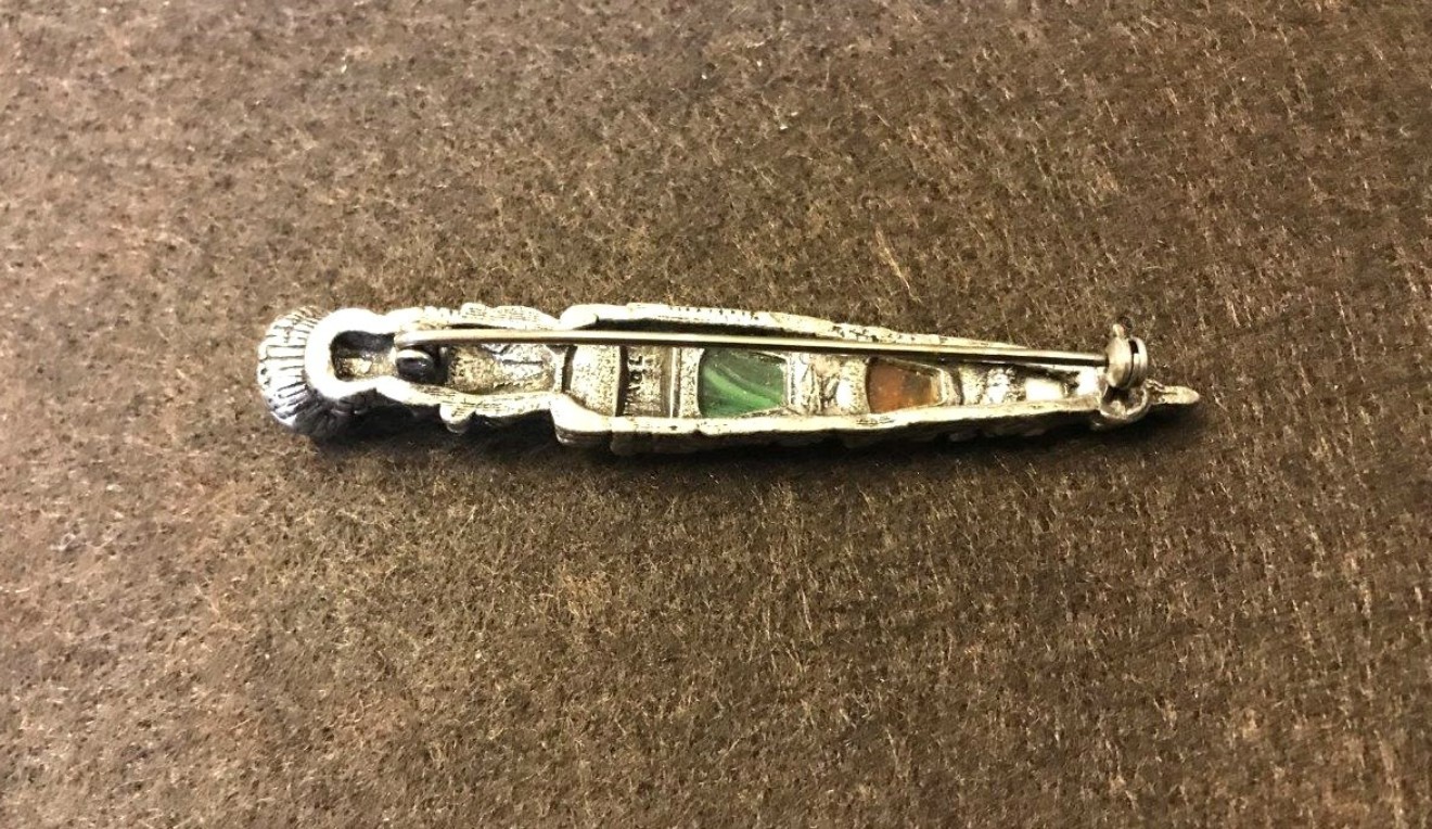 Vintage Scottish Dirk Kilt Pin White Metal and Faux Agate Stones