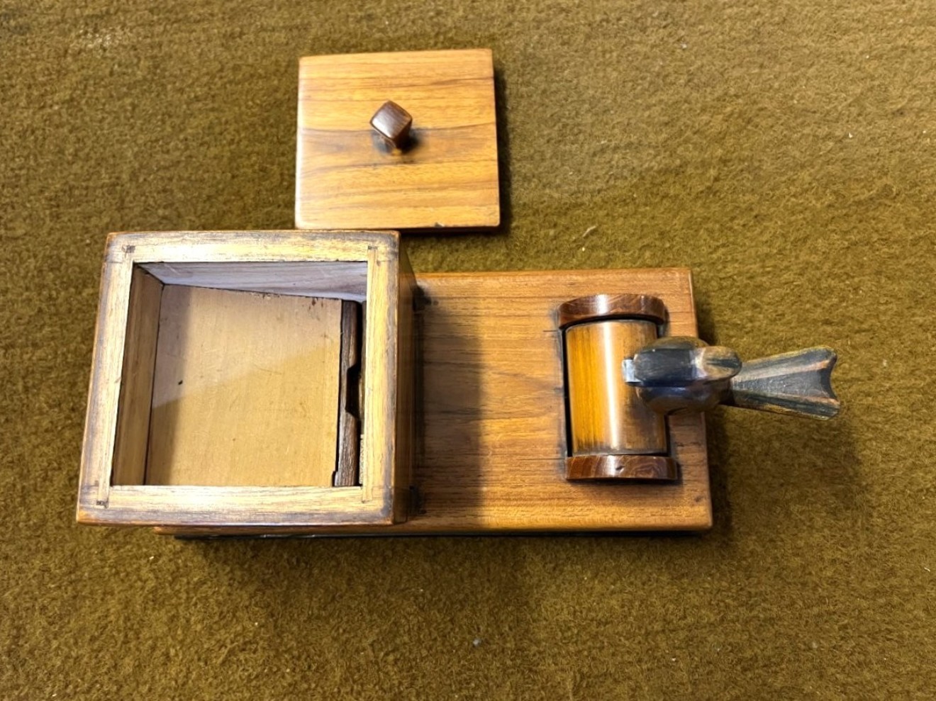 Vintage Pecking Bird Cigarette Dispenser