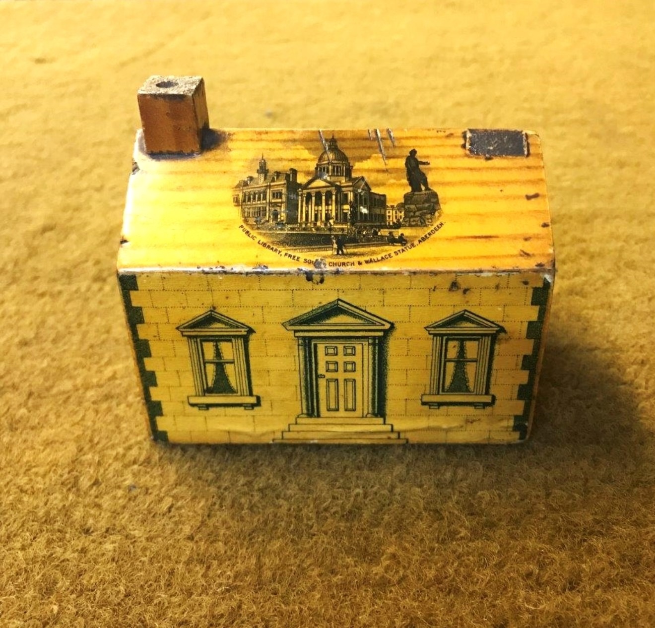 Antique Mauchline Ware Penny Bank "Public Library, Free South Church & Wallace Statue Aberdeen"
