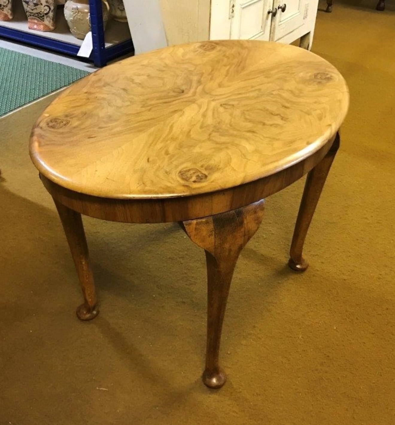 Vintage Queen Anne Style Coffee / Occasional Table