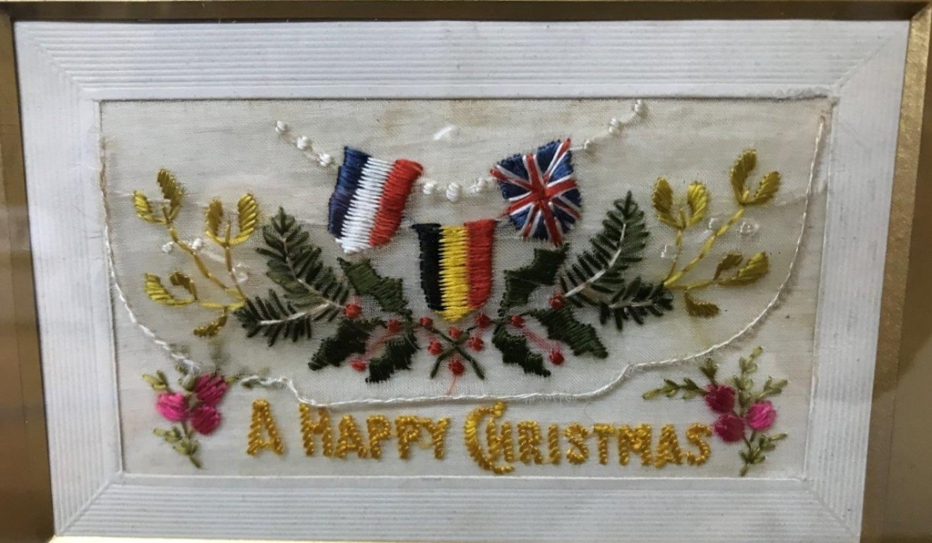 Framed Collection of 6 Silk WW1 Military Xmas / Greetings Cards