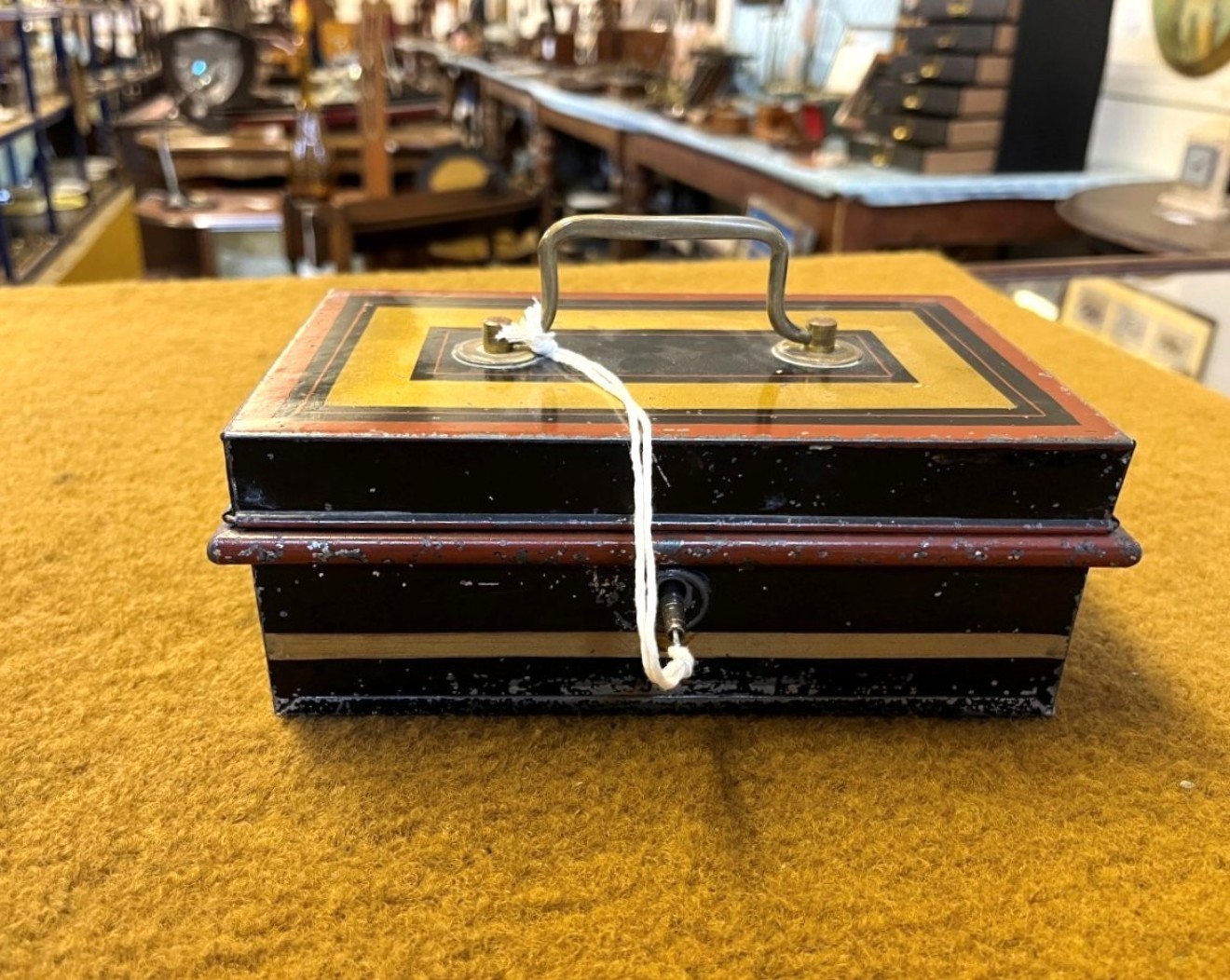 Vintage Metal 2 Tier Cash Box with Lock & Key and Internal Compartments