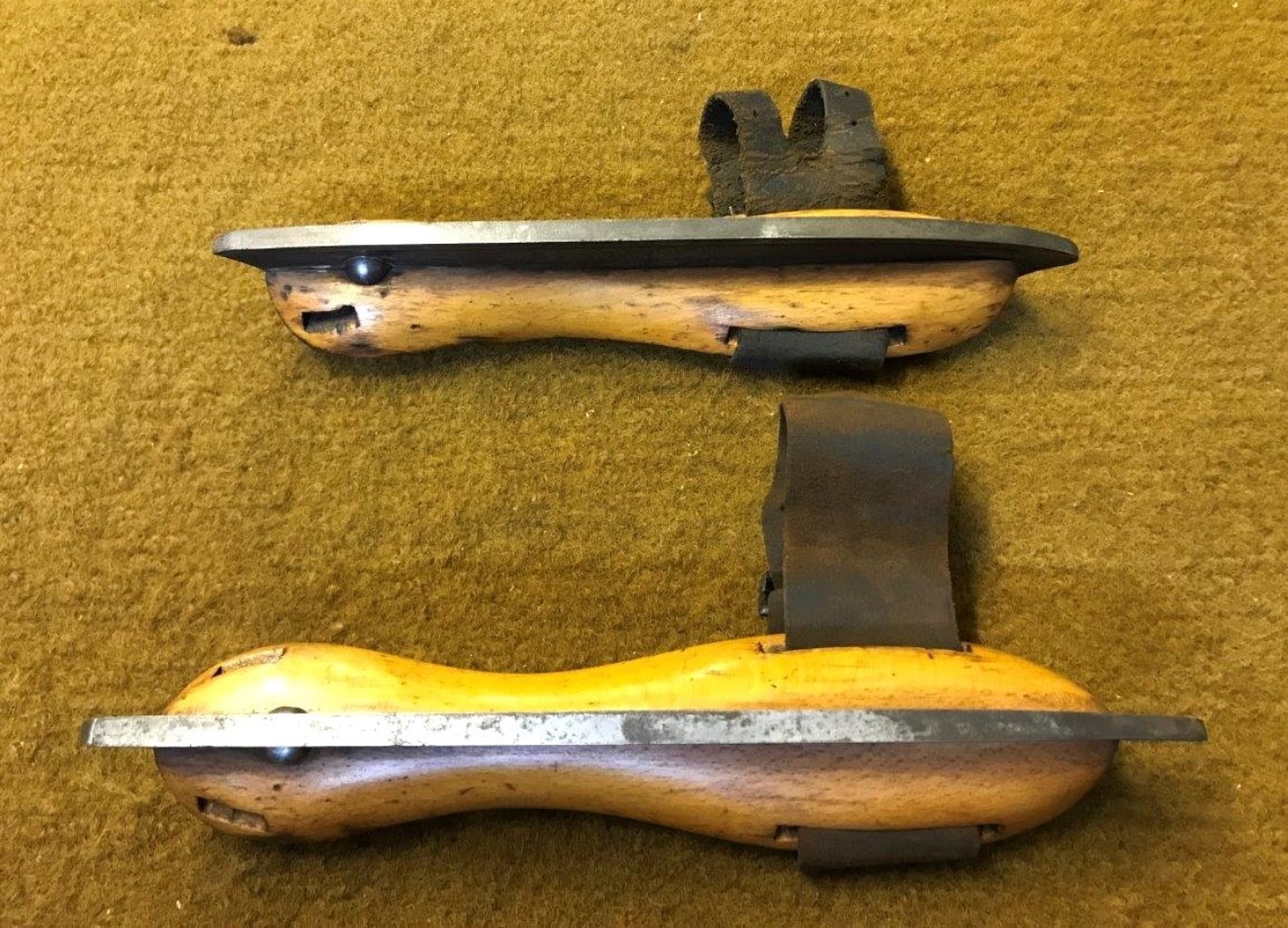 Victorian Child's Wooden Screw On Ice Skates