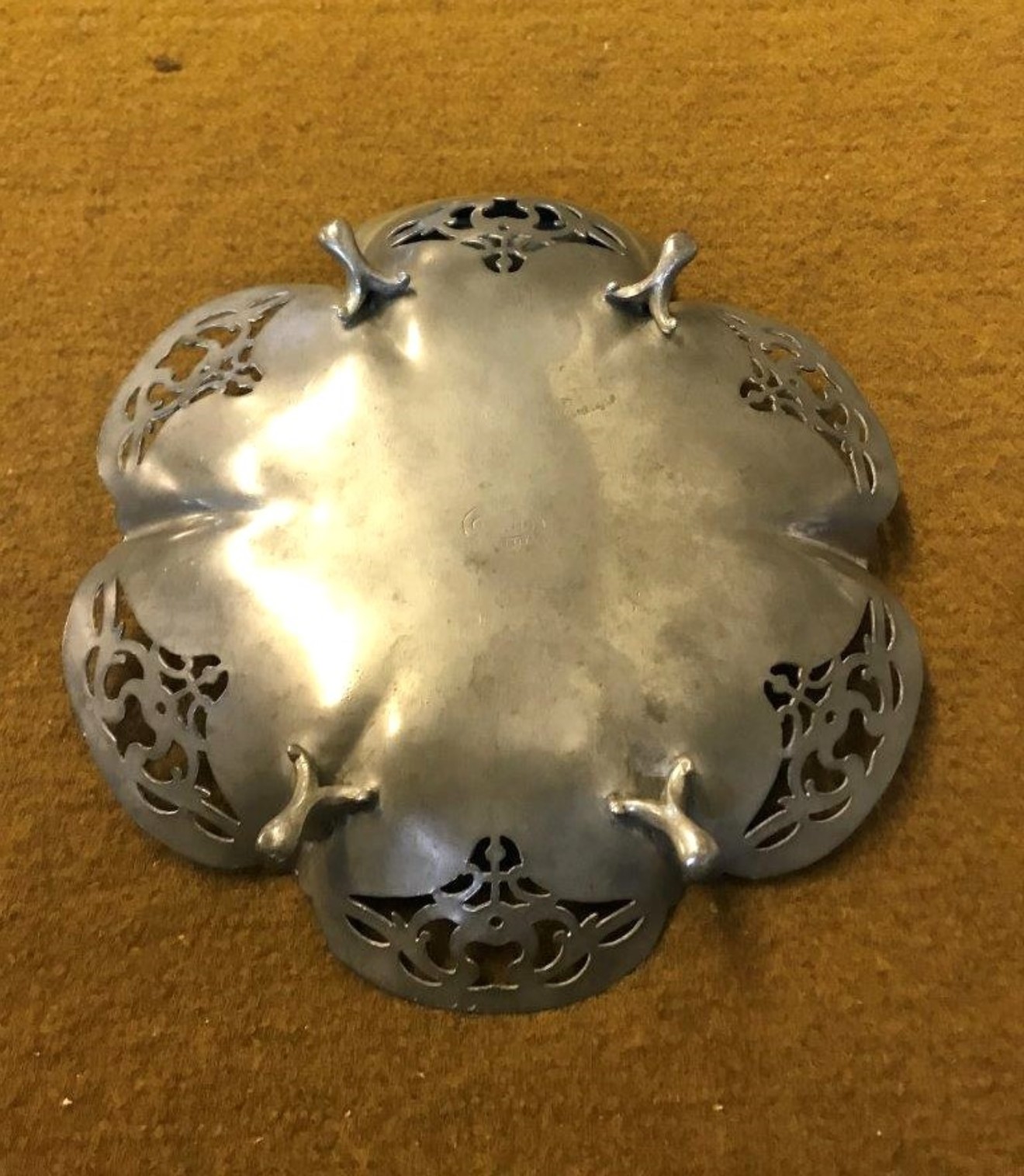 Vintage Arts & Crafts Pewter Fruit Dish