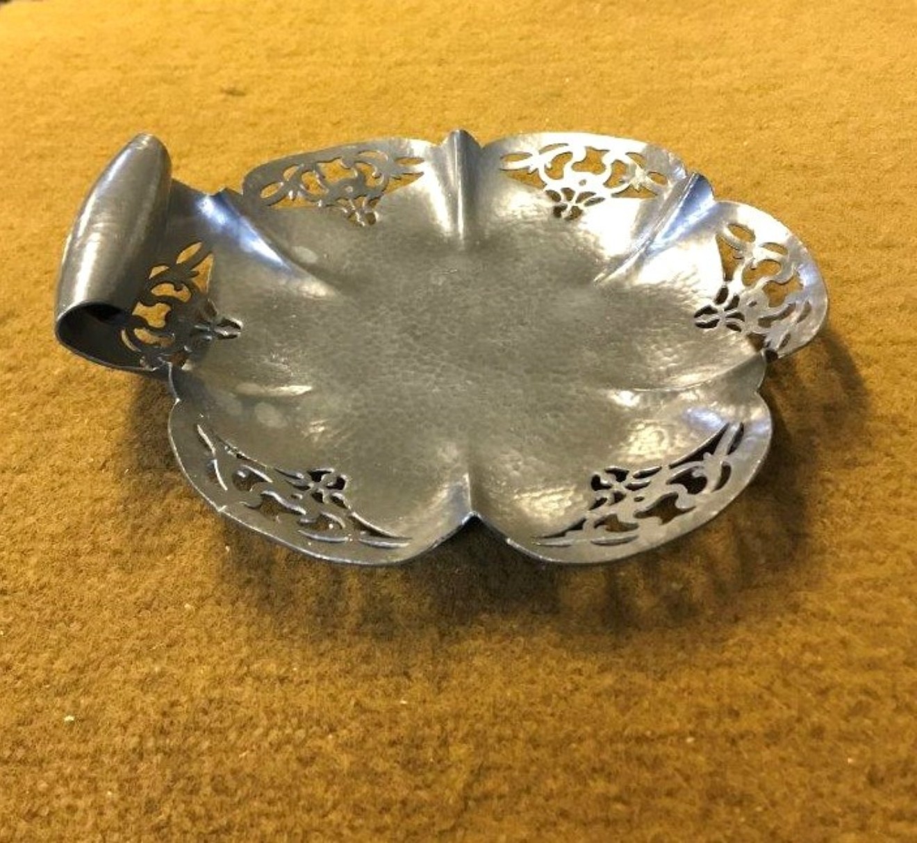 Vintage Arts & Crafts Pewter Fruit Dish