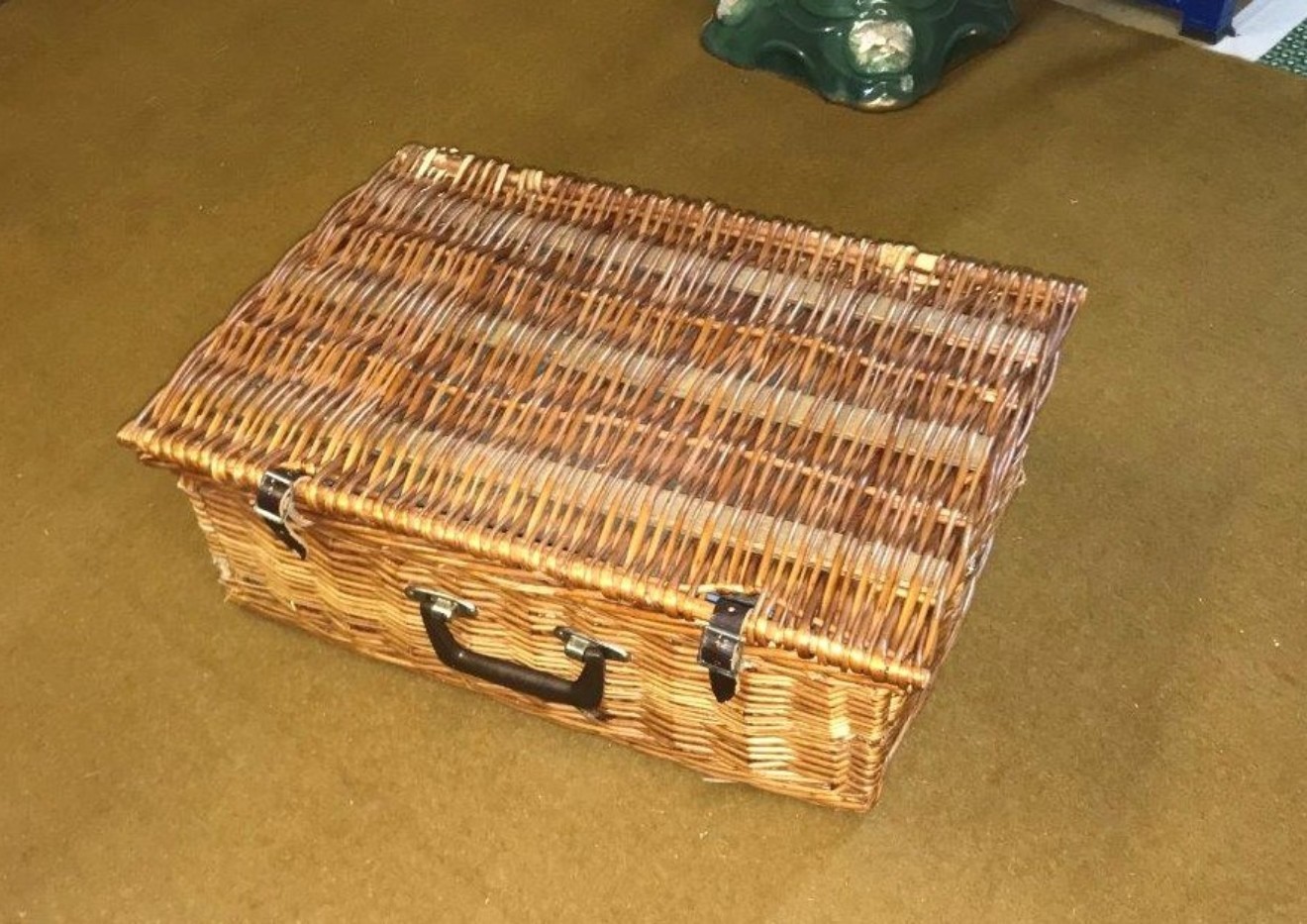 Vintage Wicker Hamper / Picnic Set "The Brexton Collection"