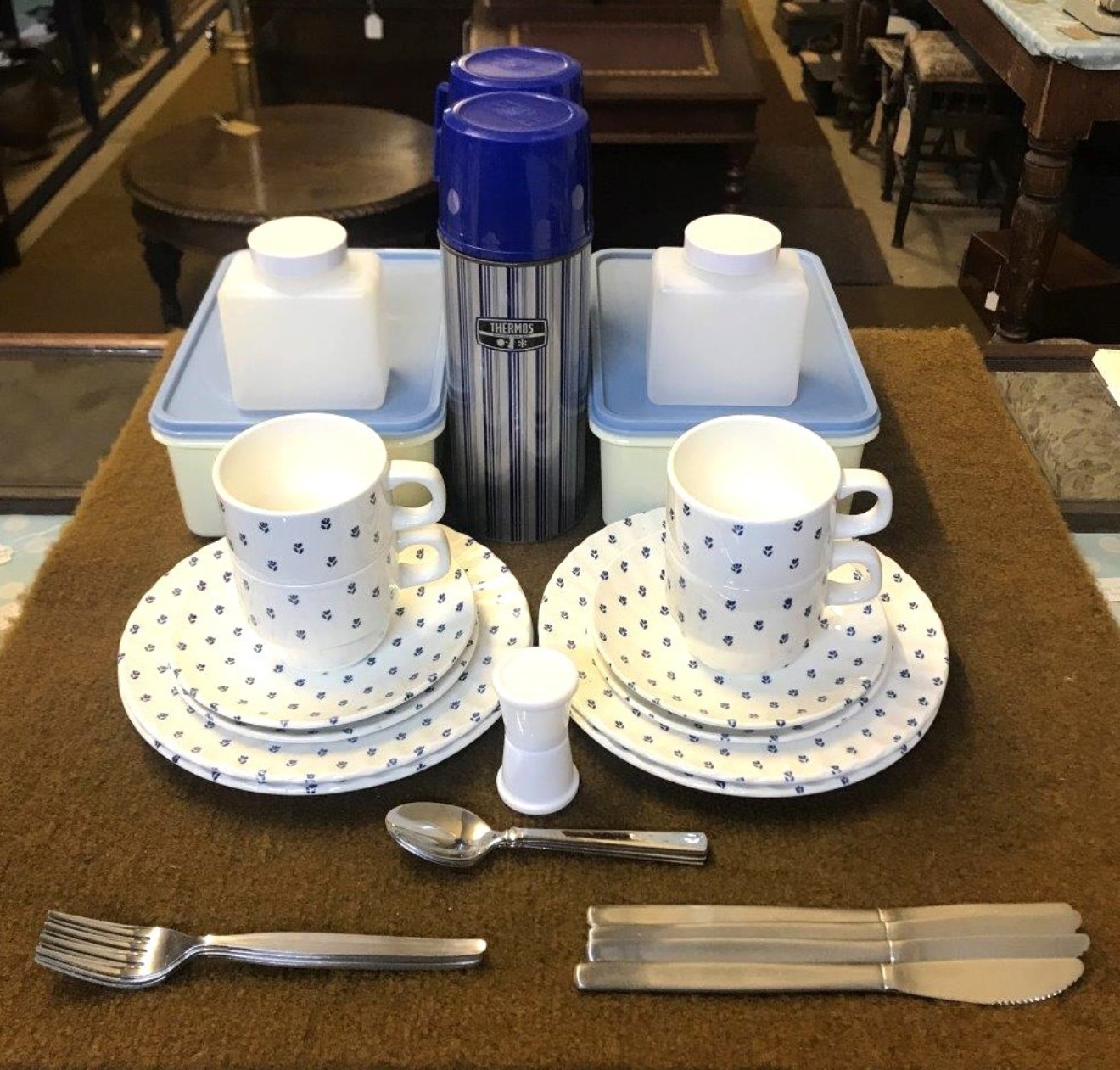 Vintage Wicker Hamper / Picnic Set "The Brexton Collection"