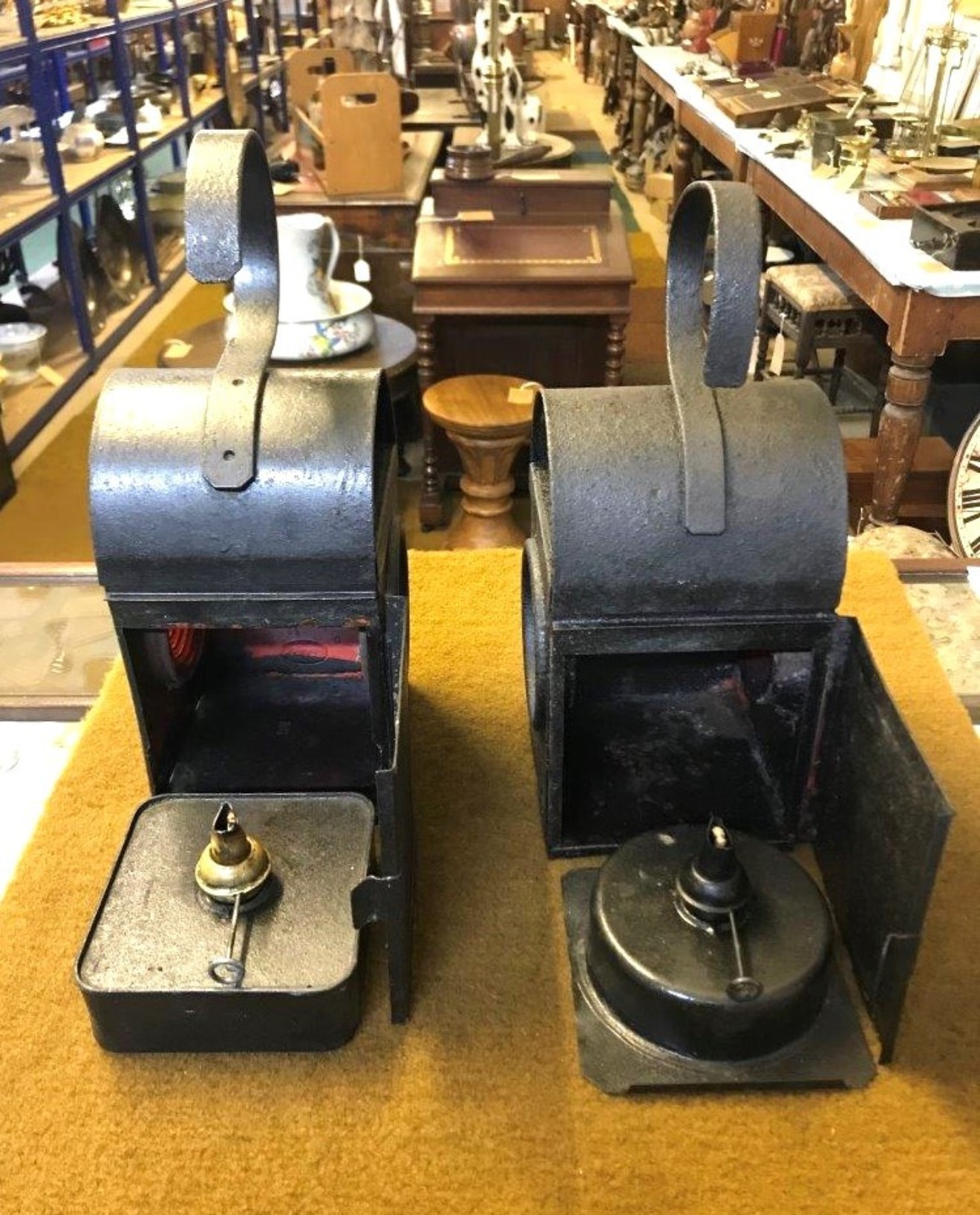 Vintage Pair of Road Worker's Oil Lamps One HARDUN, One GEOPI