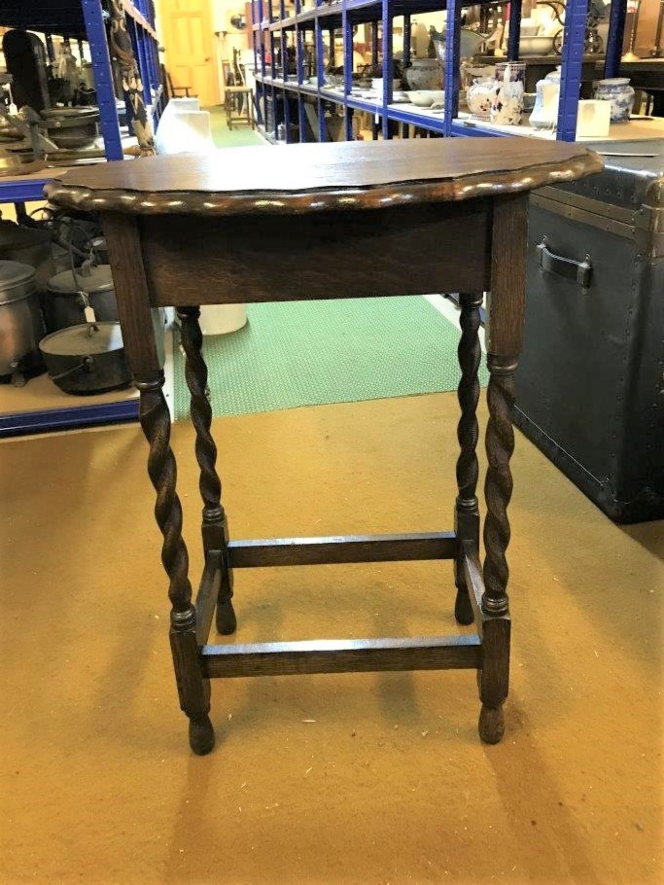 Dark Oak Oval Scalloped Edge Side Table