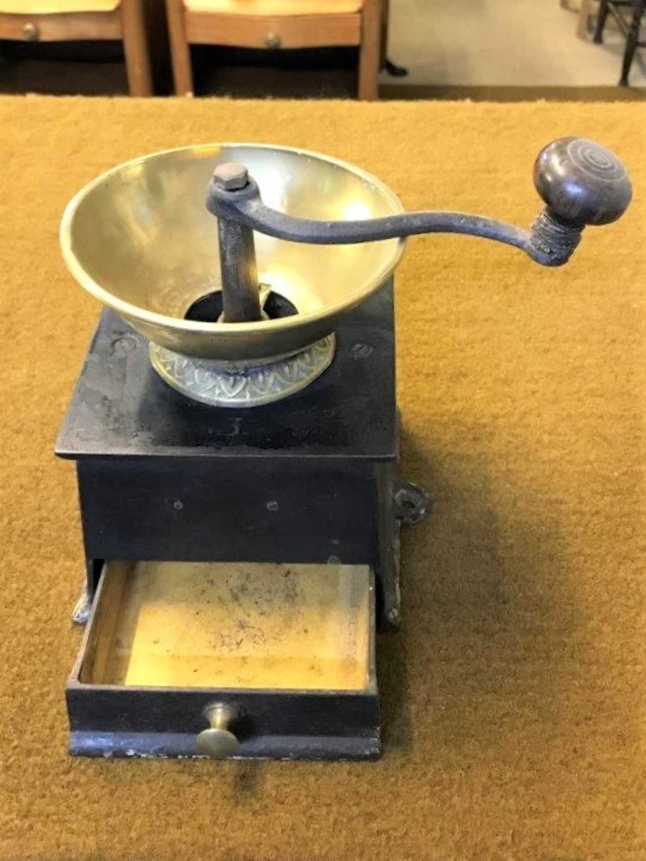 Coffee Grinder Cast Iron & Brass