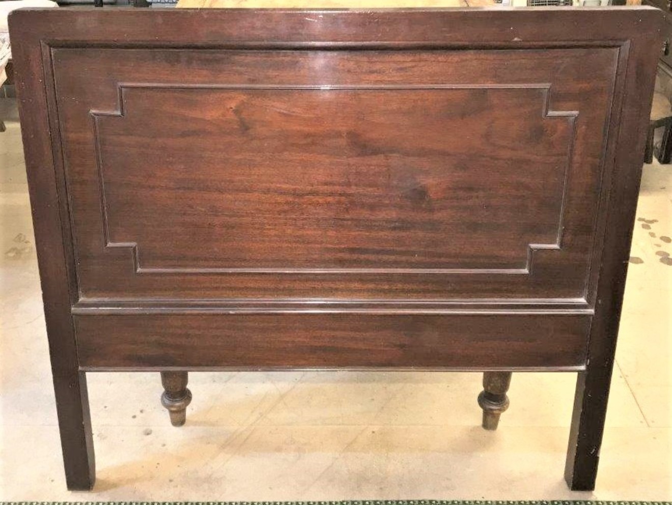 Mahogany Three Quarter Size Bed Ends