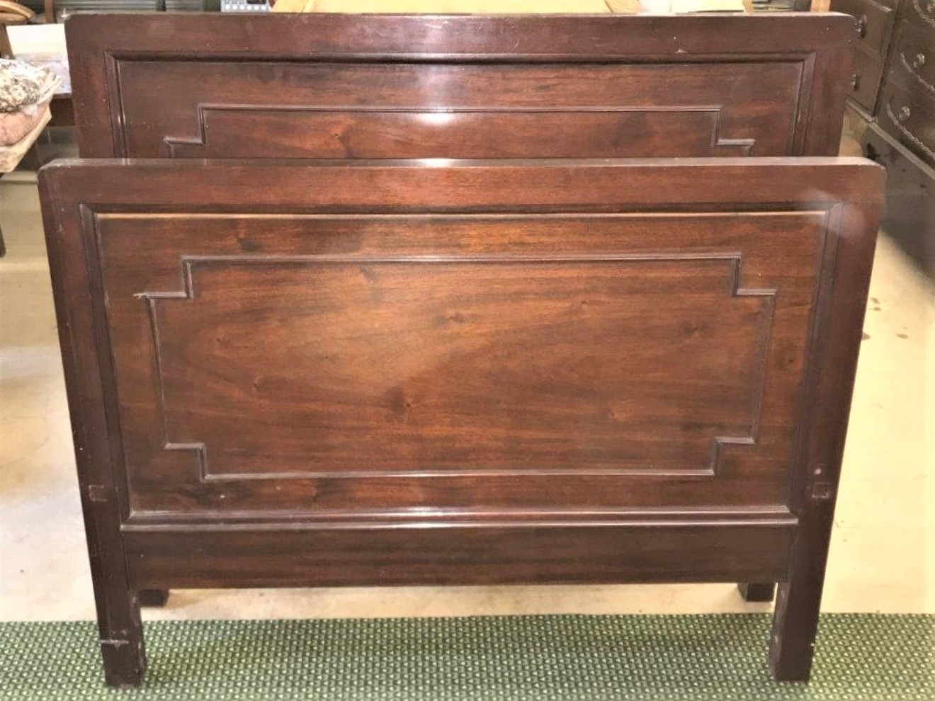 Mahogany Three Quarter Size Bed Ends