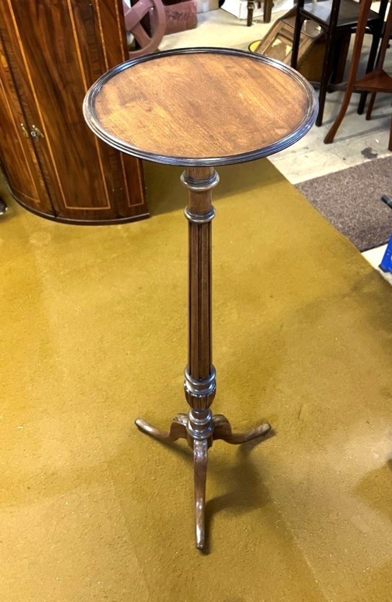 Vintage Mahogany Torchiere / Jardiniere Stand