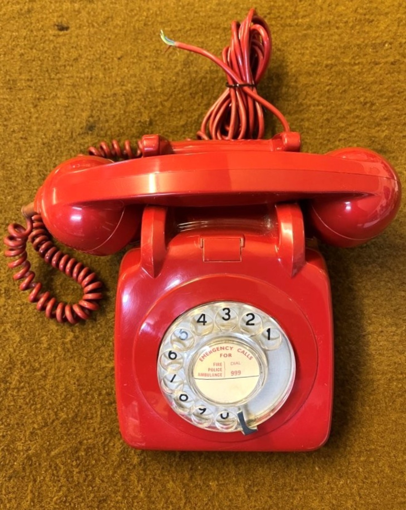 Vintage Red GPO 706F Telephone "Bat Phone"