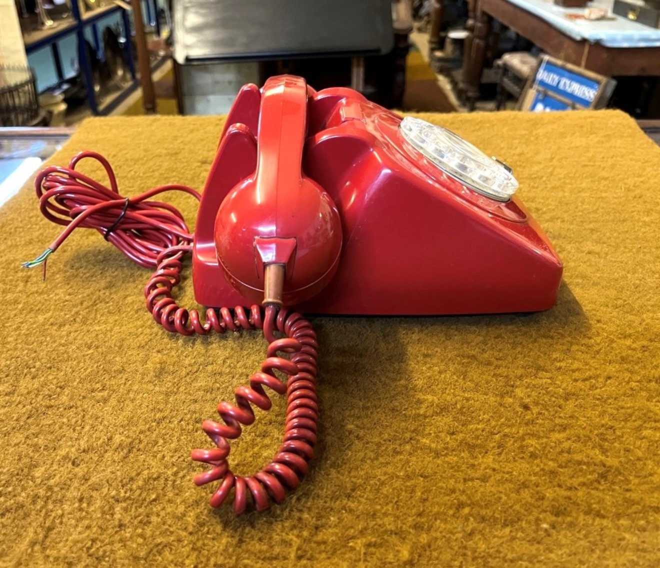 Vintage Red GPO 706F Telephone "Bat Phone"