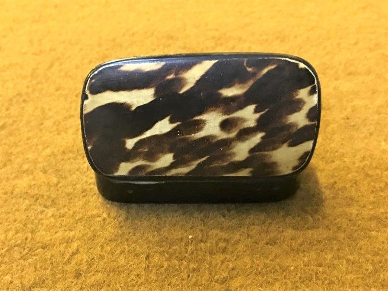 Faux Tortoiseshell Lacquered Snuff Box