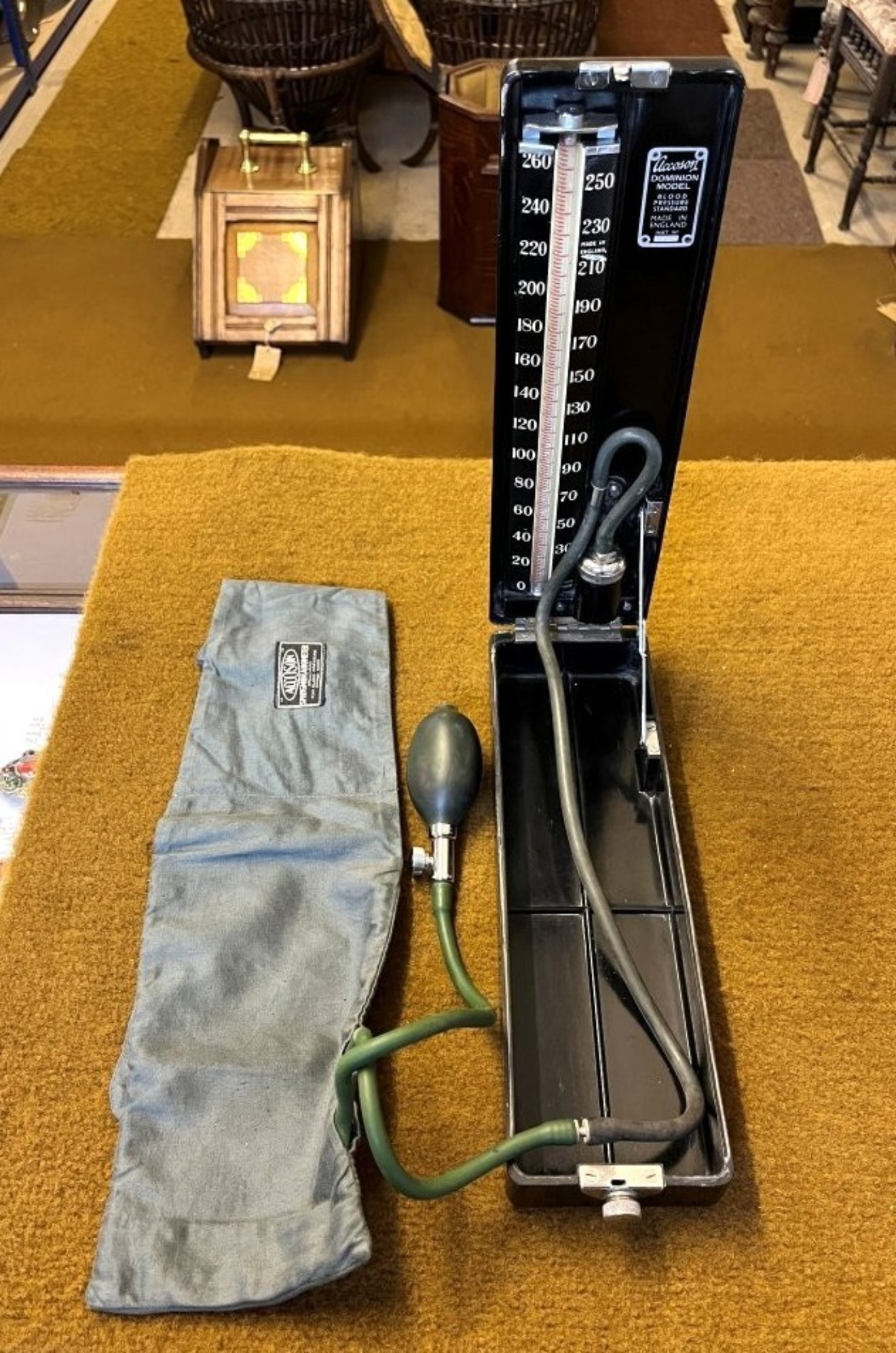 Vintage Accoson Sphygmomanometer Blood Pressure Gauge