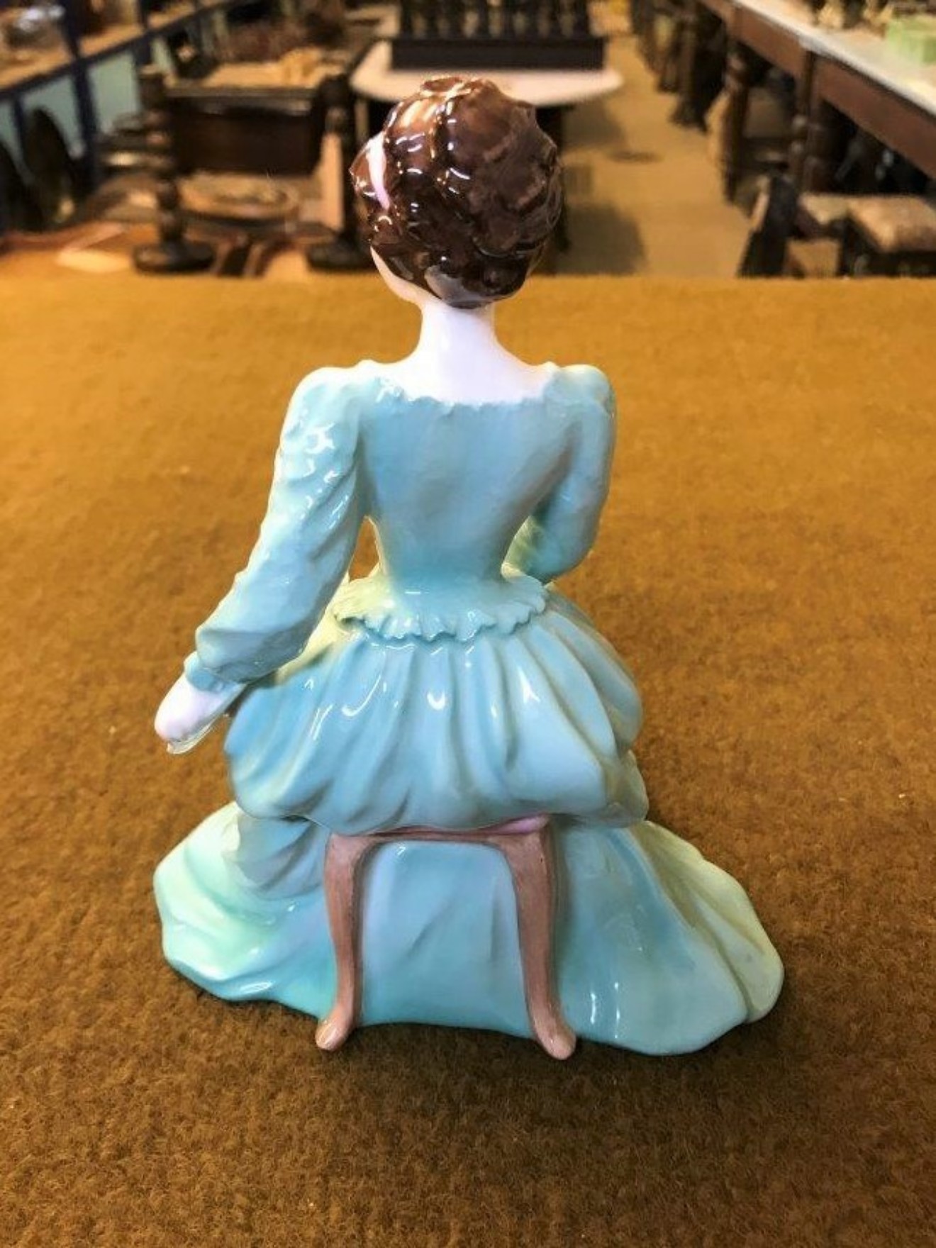 Coalport Figurine Ladies of Fashion "Madeline"