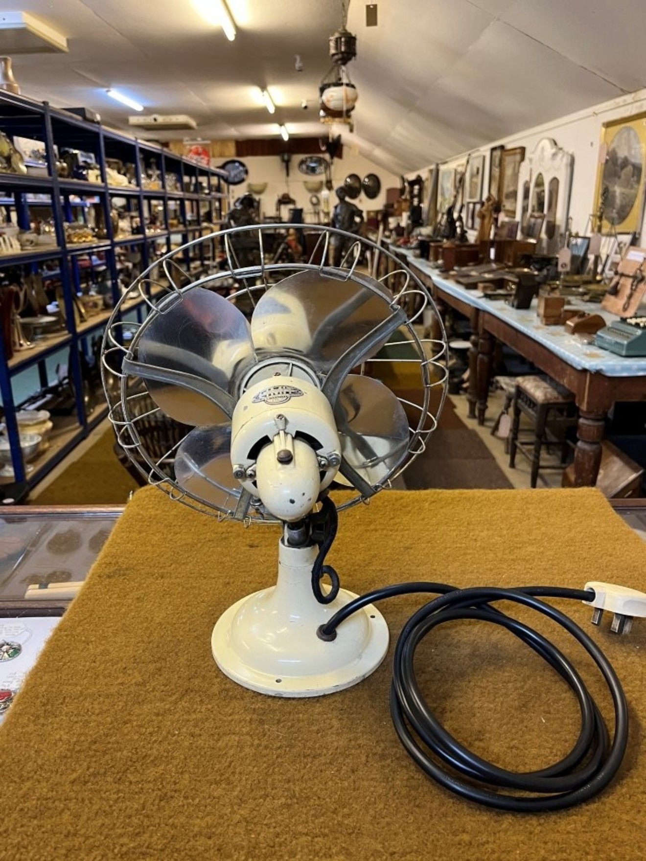 Vintage LIMIT 10" Oscillating Fan