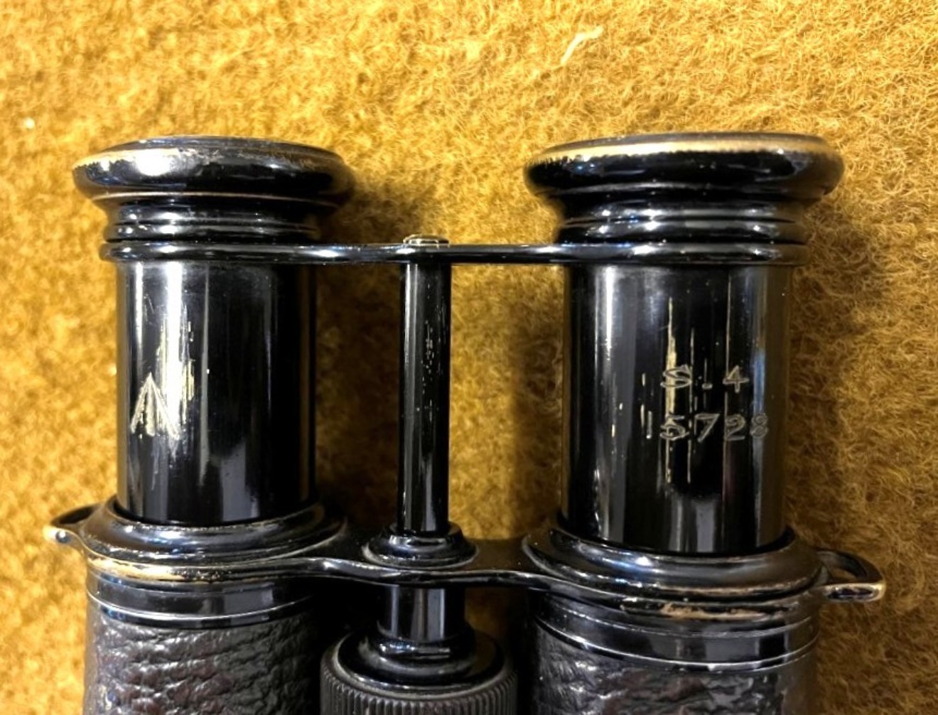 WW1 Military Binoculars by Colmont Paris in Leather Case Stamped 19 HLI for 19th Volunteer Battalion Highland Light Infantry