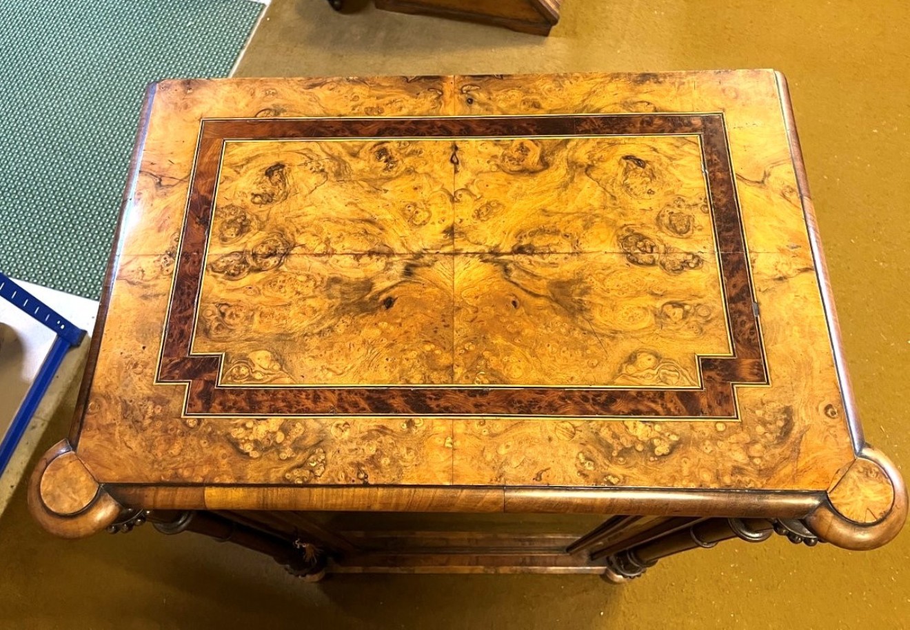 Victorian Inlaid Burr Walnut Display / Music Cabinet