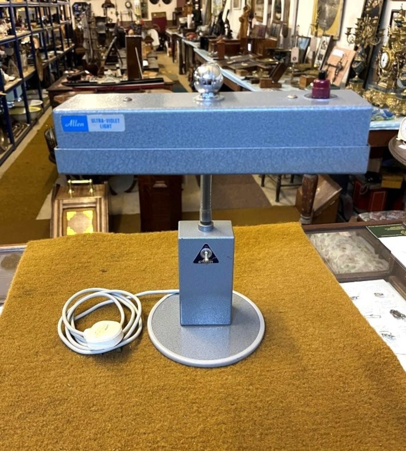 Vintage P.W.Allen & Co Ultra Violet Engineers Inspection Lamp Type A409