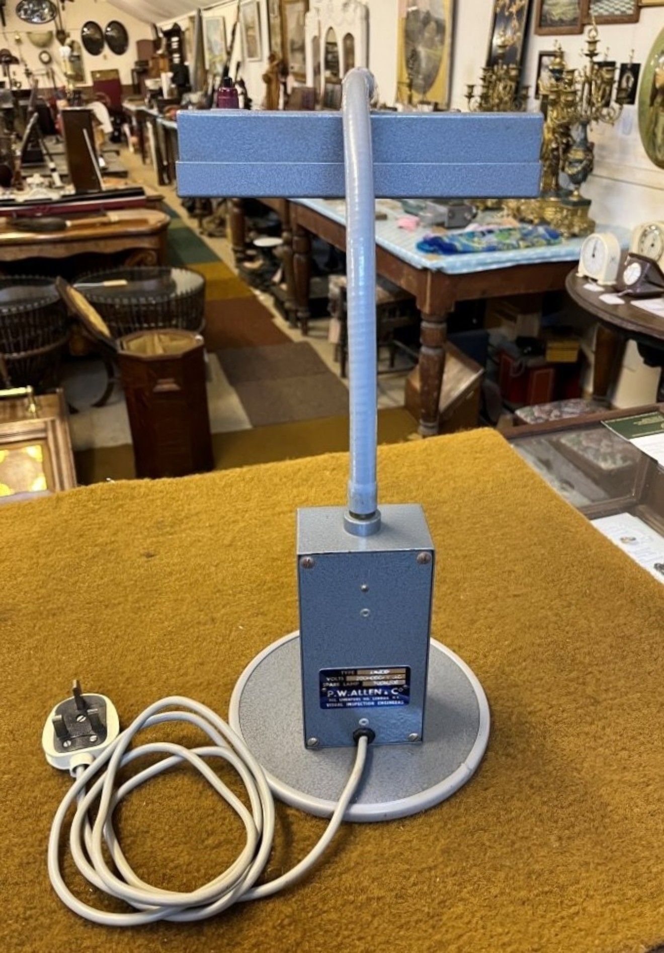 Vintage P.W.Allen & Co Ultra Violet Engineers Inspection Lamp Type A409