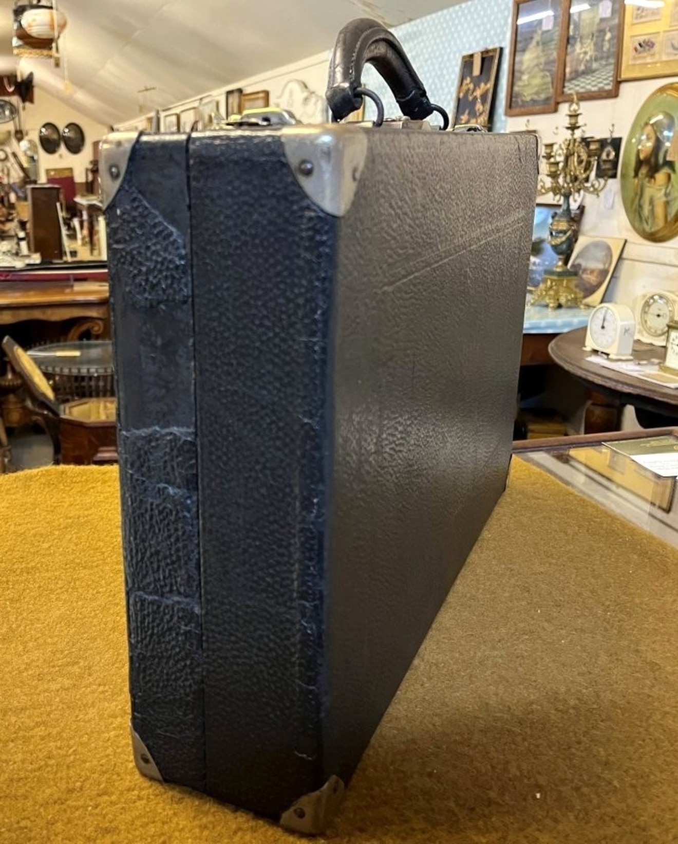 Antique Opticians Travelling Eye Testing Kit Complete with Trial Lenses and Adjustable Frame