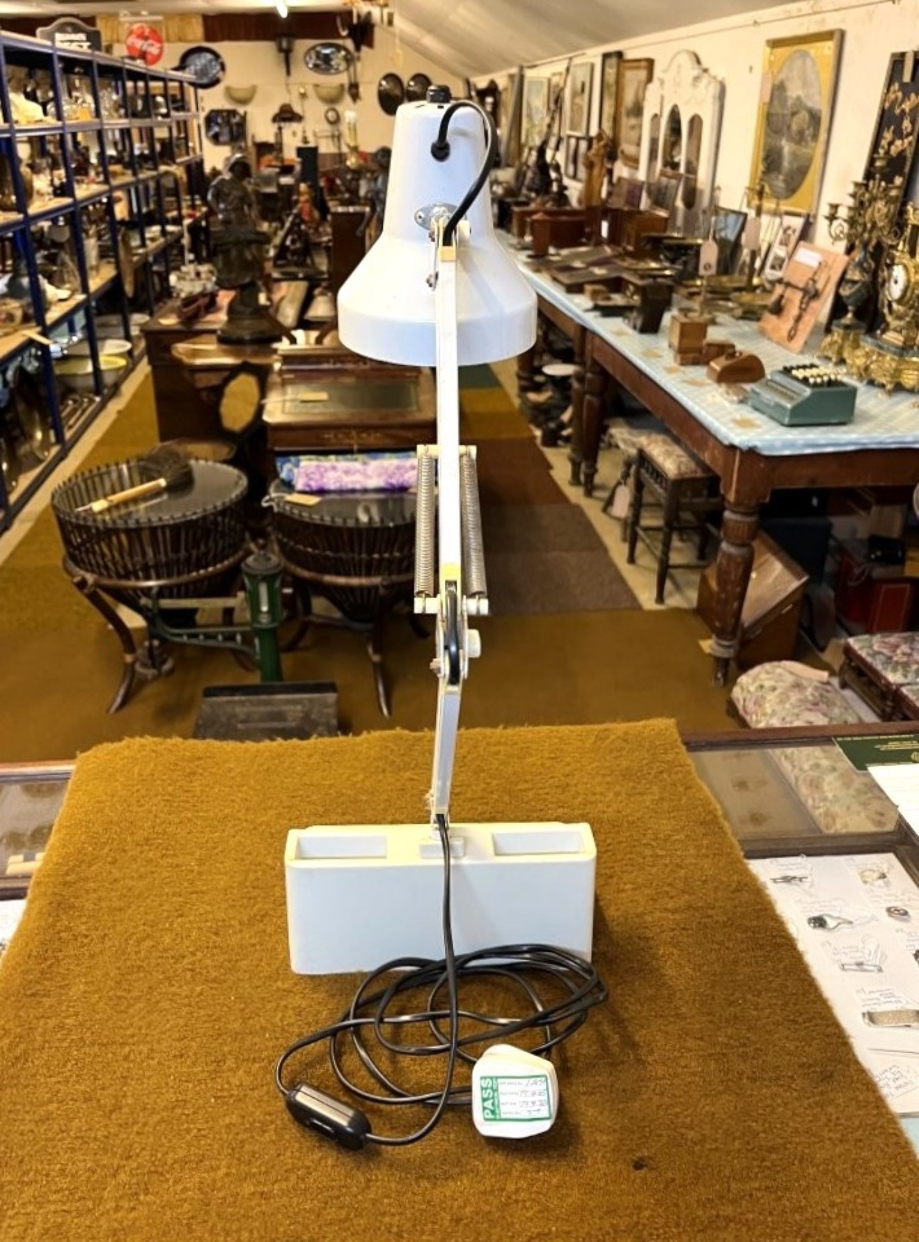 Vintage Articulated Lamp / Desk Tidy