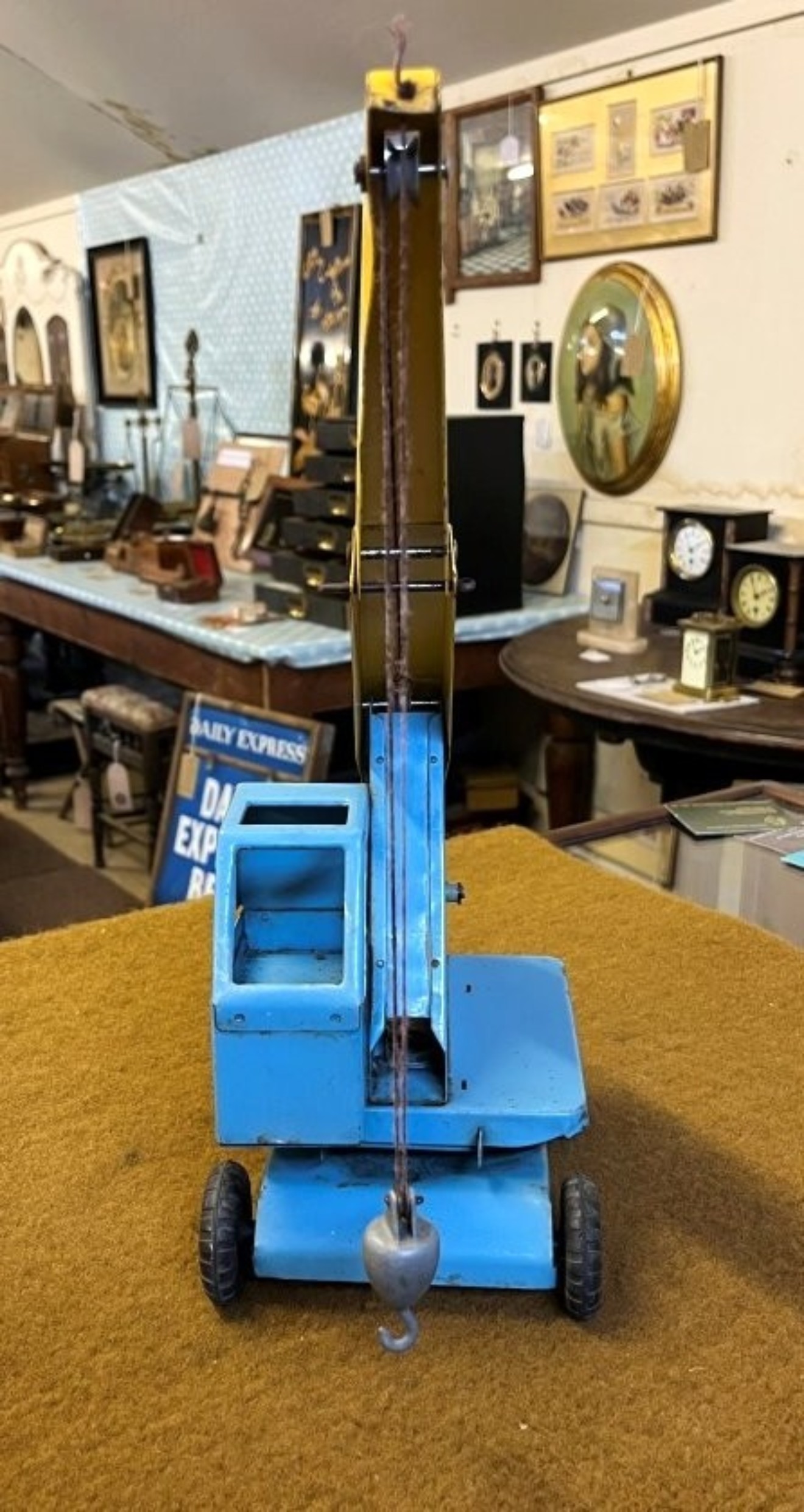 Vintage Rare TRIANG Pressed Steel RAF 1083M Mobile Crane