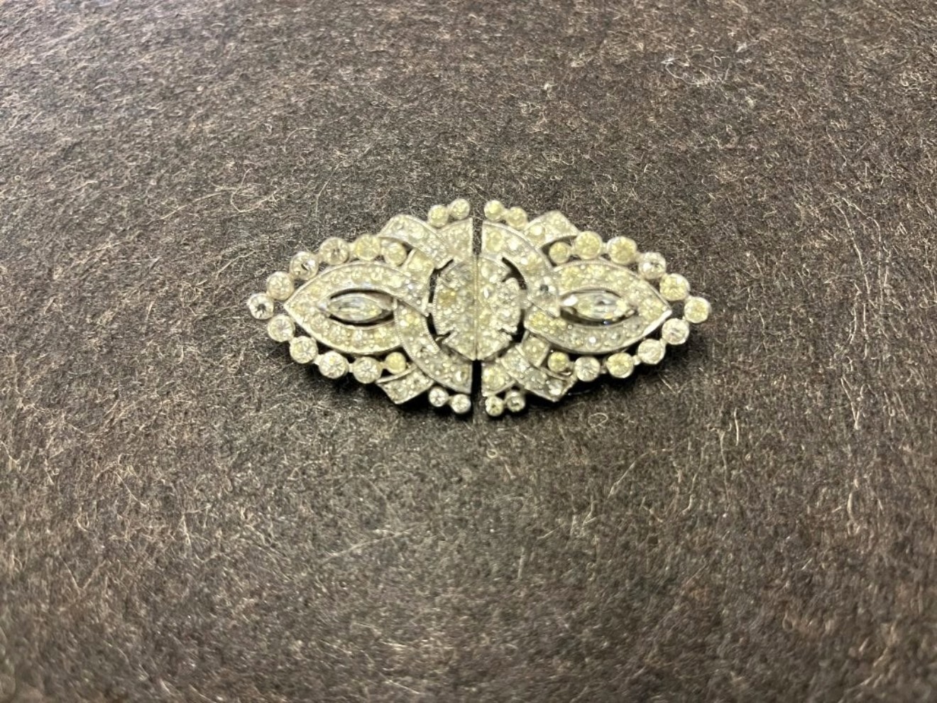 Vintage Clipmates Dress Clips / Brooch