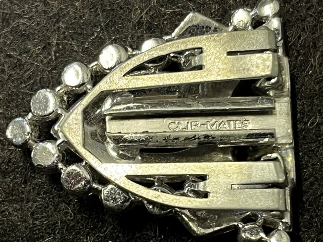 Vintage Clipmates Dress Clips / Brooch